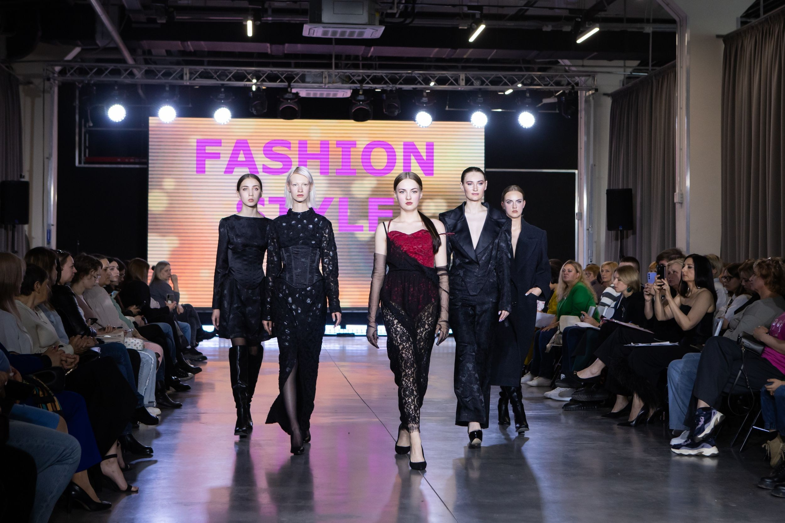 Фестиваль моды и красоты Fashion Style (11 мая 2024). Репортажный фотограф Алексей Пирязев