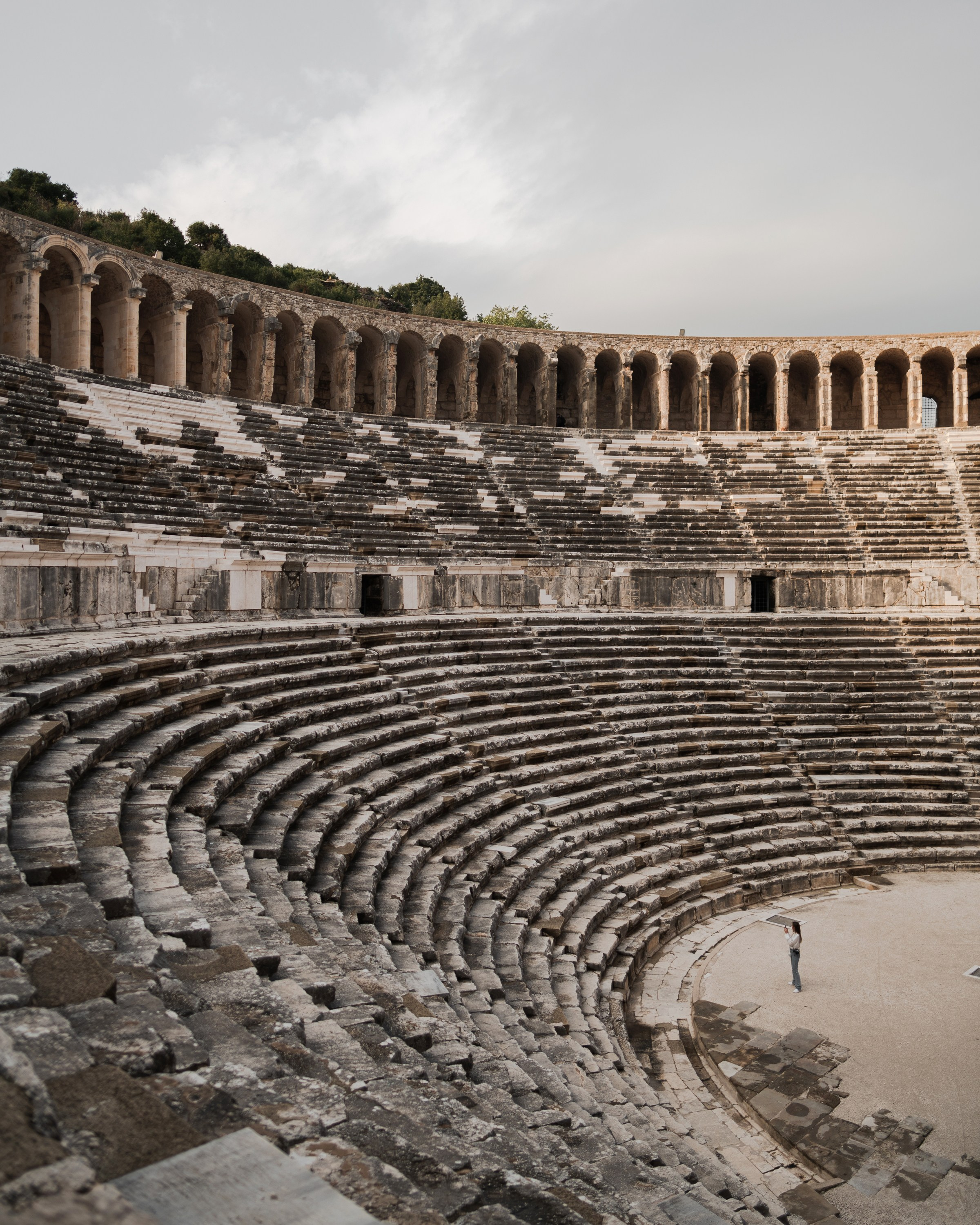 Turkey. Photographer in Tokyo Anatolii Ozarto