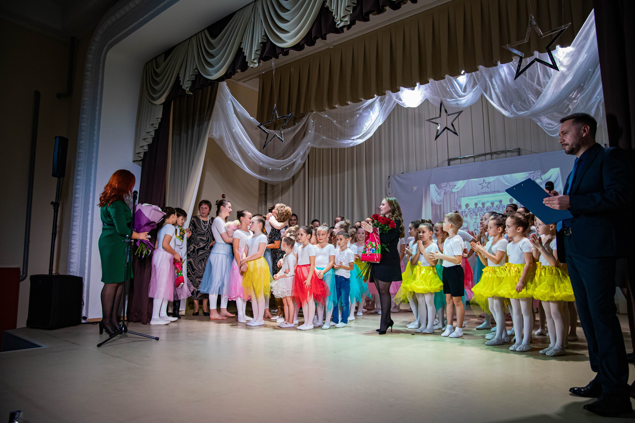 «Конфетти» Юбилейный концерт «Твори Добро». Фотограф Дарья Маташкова