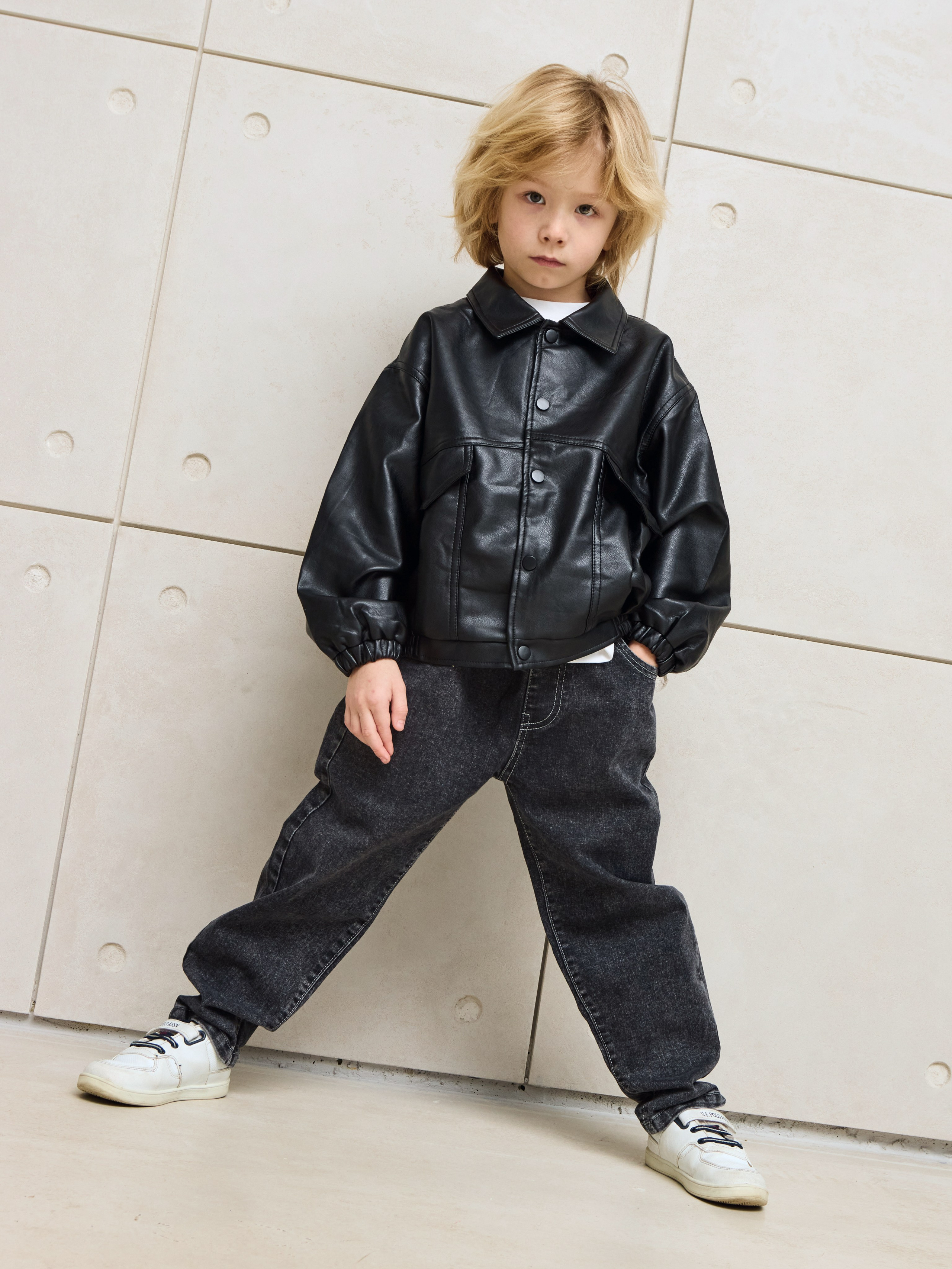 Детская имиджевая фотосъёмка. Фотосъёмка для марктеплейсов Studio 11.11