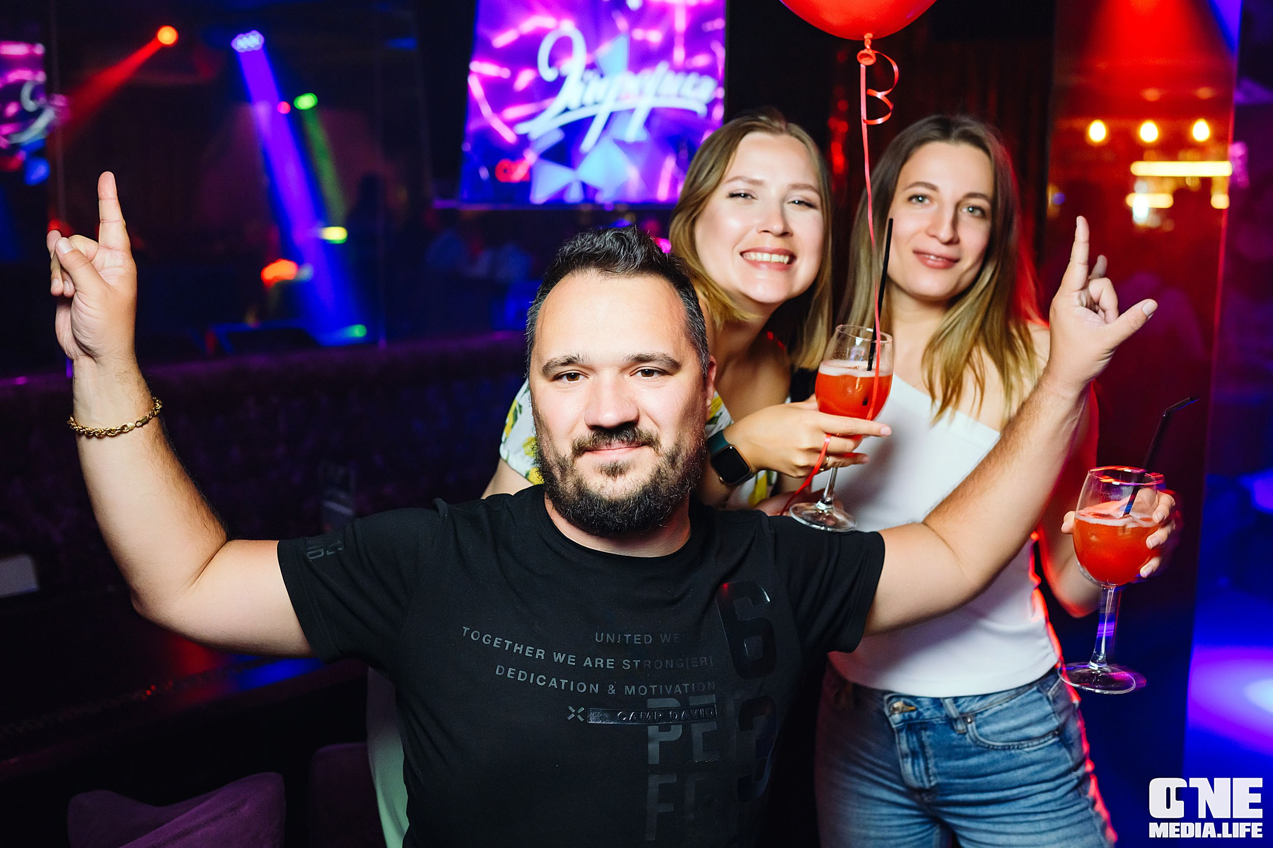 Фоторепортаж из караоке-клуба Эйфория. One Media Life: фоторепортажи, фотоотчеты с мероприятий и заведений