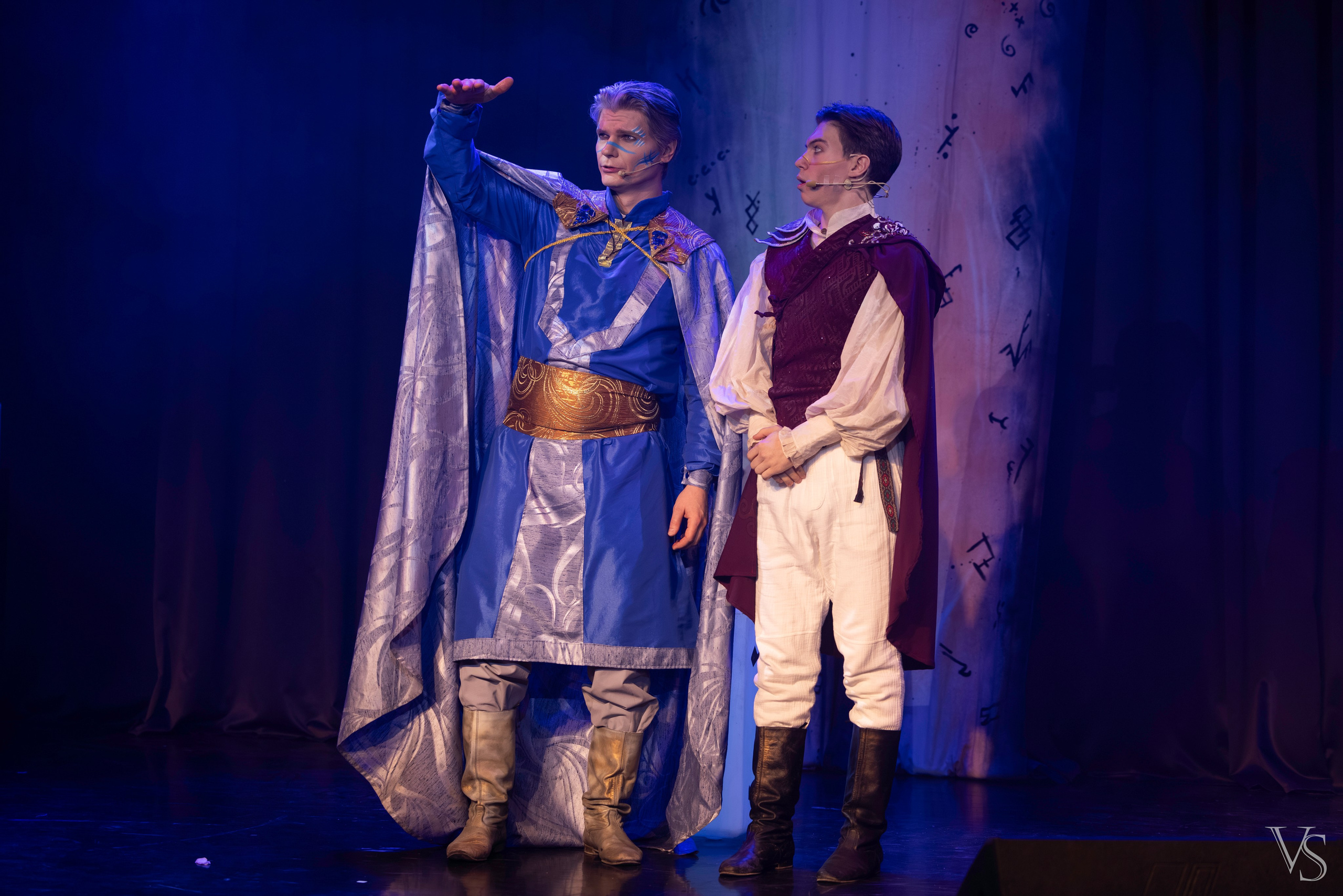 Книга стихий 25.01. Фотограф Виктор Степанов