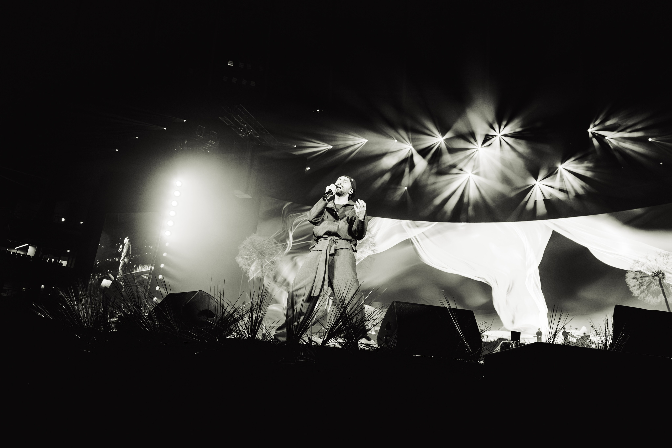 МОТ В ВТБ АРЕНЕ 31.08.25. Концертный и репортажный фотограф в Москве и Санкт-Петербурге Мария