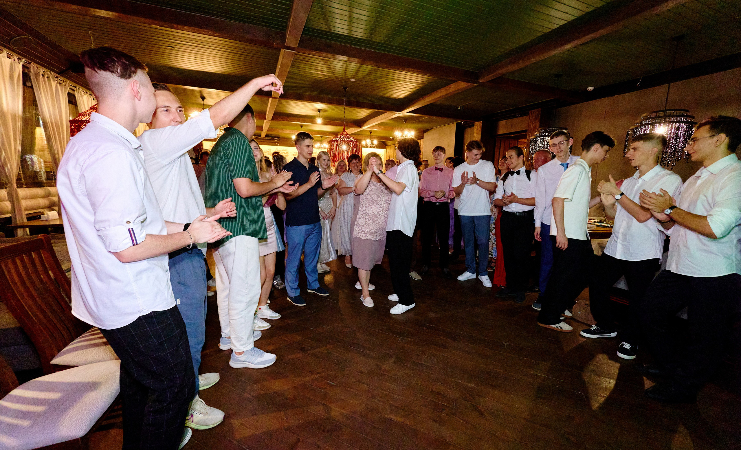 Выпускной 35 Сош. Фотограф Выпускные альбомы Таганрог Сергей Коробченко