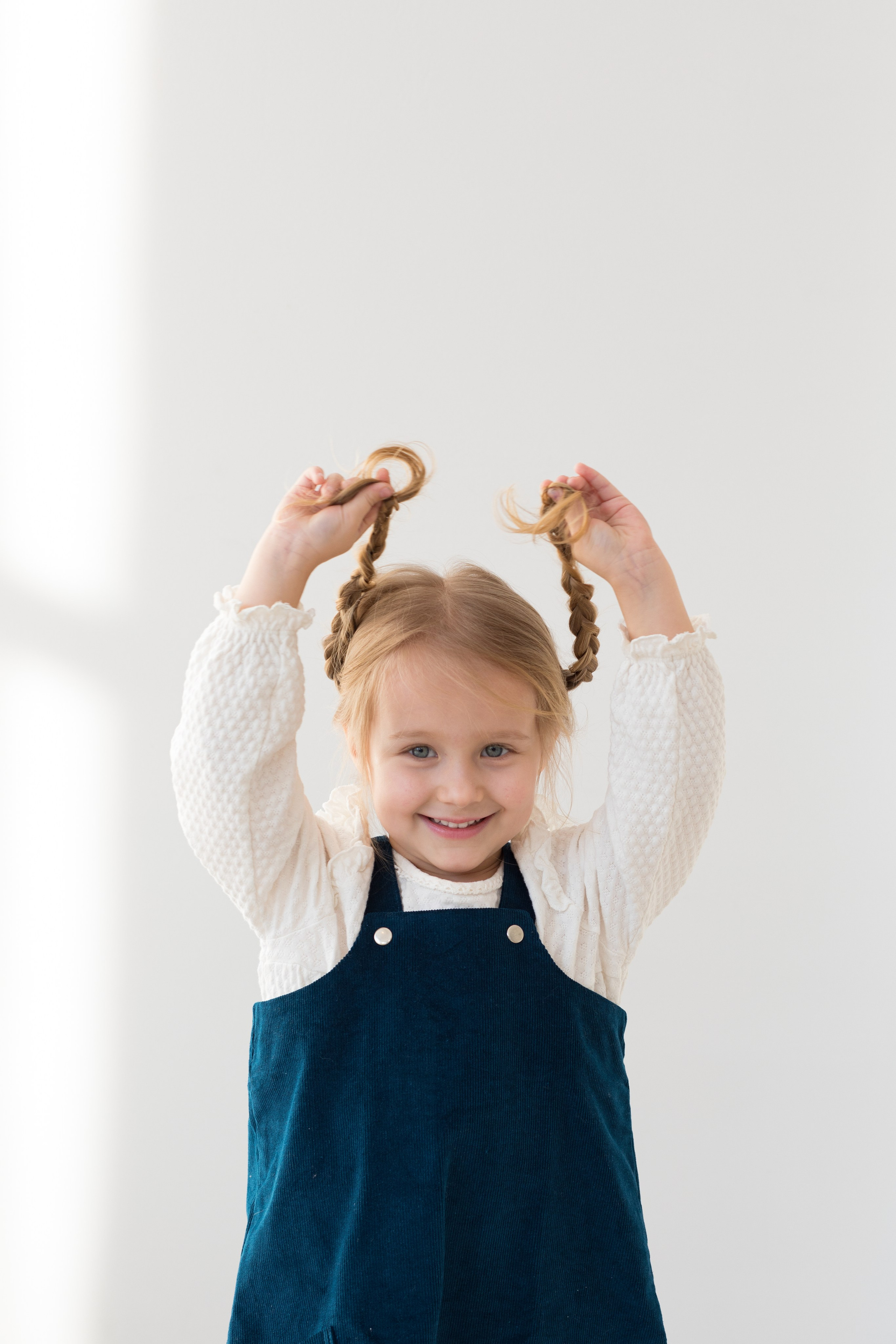 Фотосессия с детскими книгами. Детский и контент фотограф Надя Волкова Санкт-Петербург