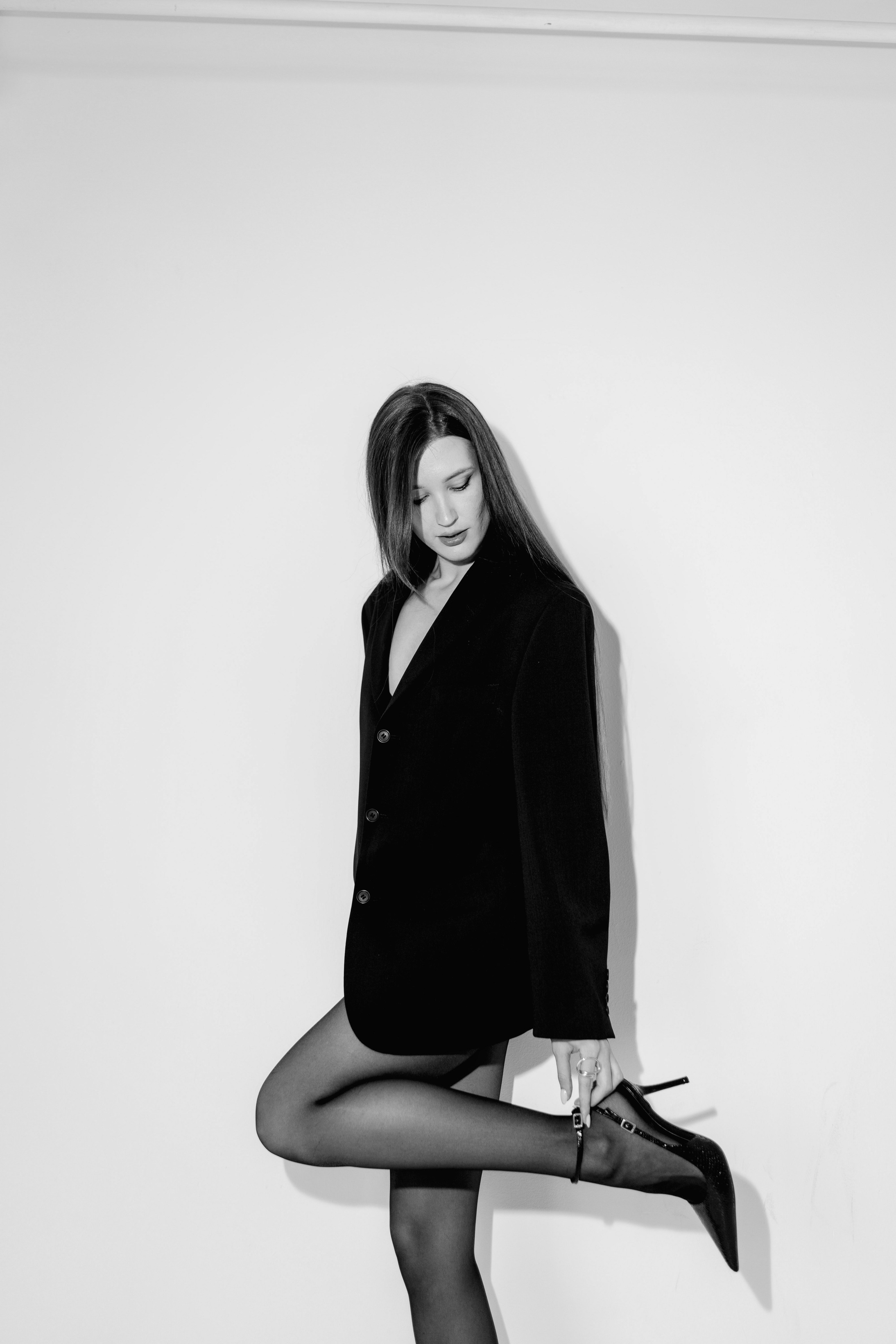 Женские портреты в студии. Портреты студия Москва. Модельные тесты. Lovestory студия в Москве. Женсий фотограф