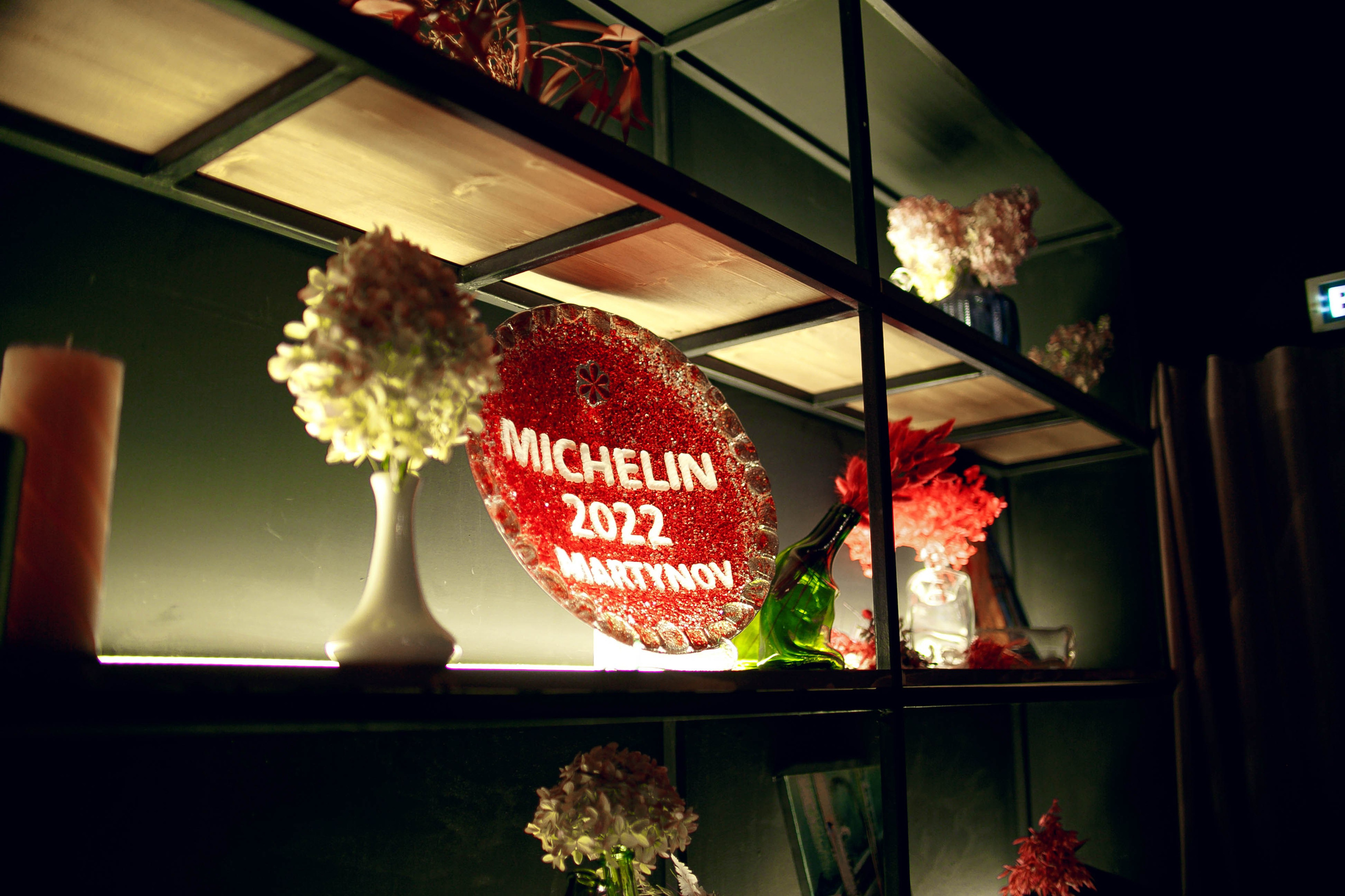 «Март». Ваш репортажный фотограф Артемий Антонов