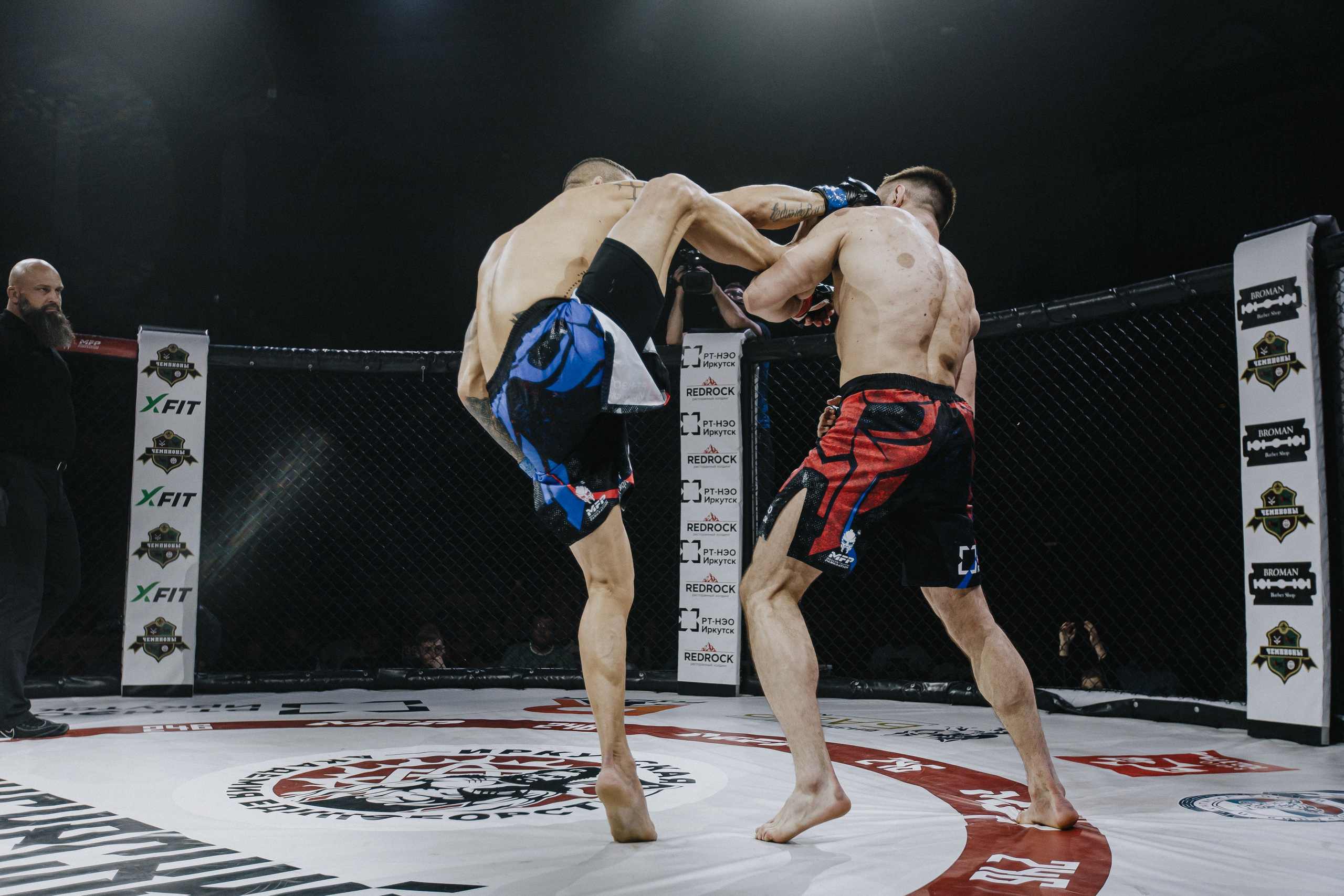 MFP246 МАКСИМ БУТОРИН VS МАРСИО БРЕНО. Фотограф Иркутск Антипин Сергей