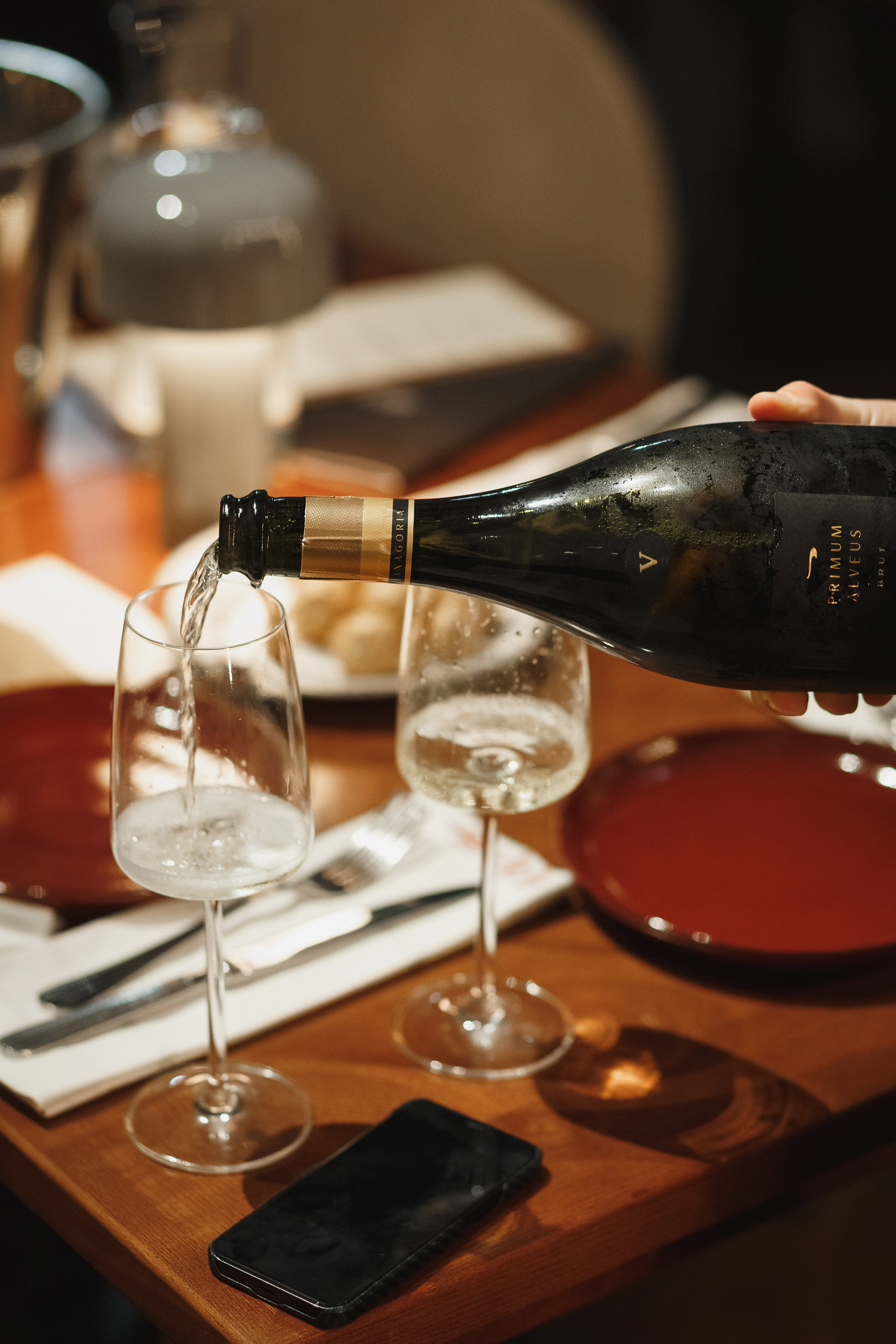 Фото клуба любителей российских вин в ресторане Мадам Ку-Ку, Таганрог. Свадебный и семейный фотограф в Таганроге Бакарюк Антон