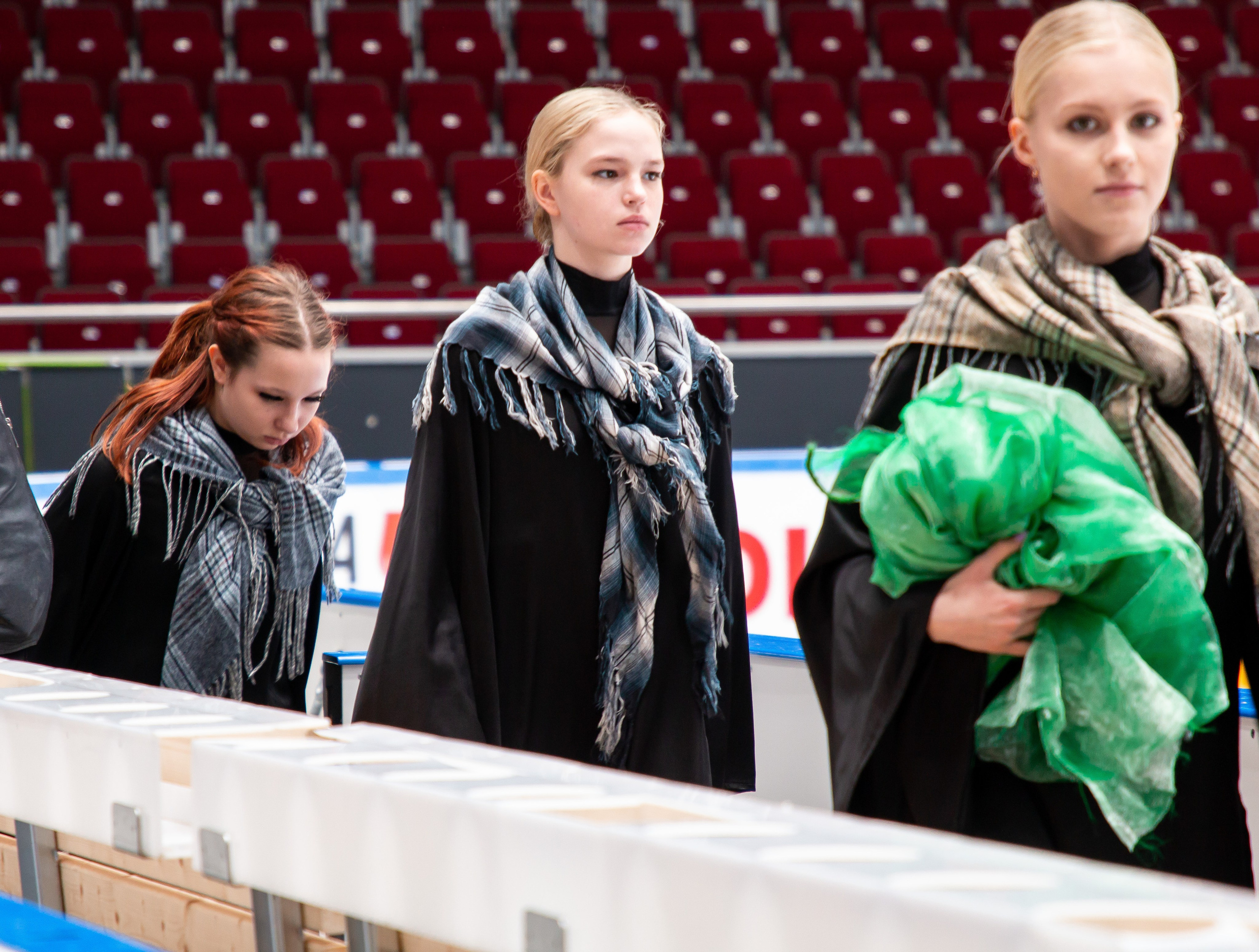 VII Ежегодный фестиваль массовых танцев на льду и фигурного катания «Петровский лёд» Санкт-Петербург 2024. Репортажный фотограф в Москве