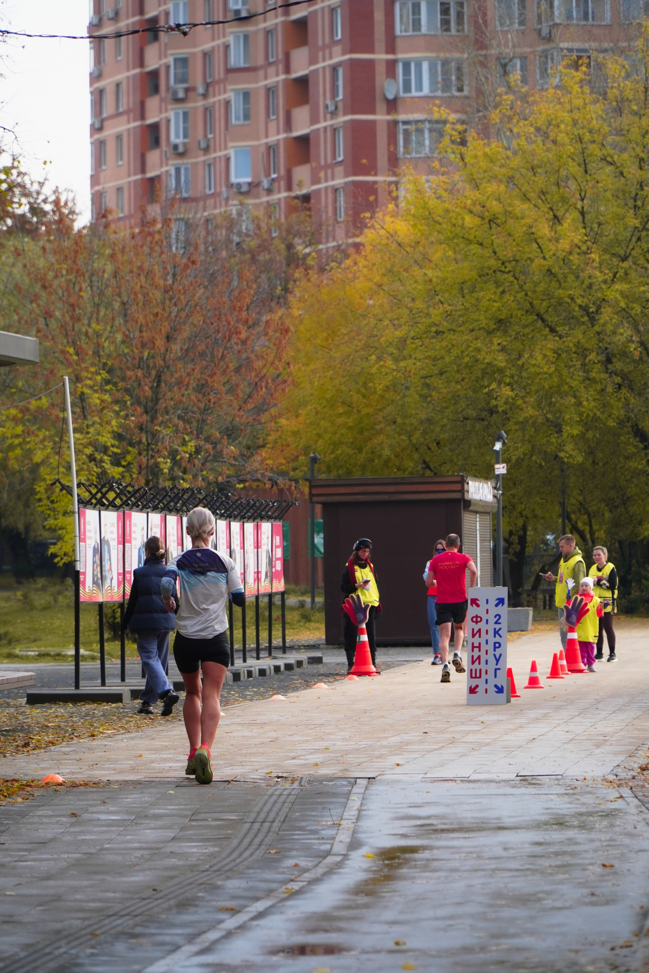 5 вёрст Наташинский 11 октября 2025. Роман Капилюшов. Бег. Фото. Видео. г. Люберцы