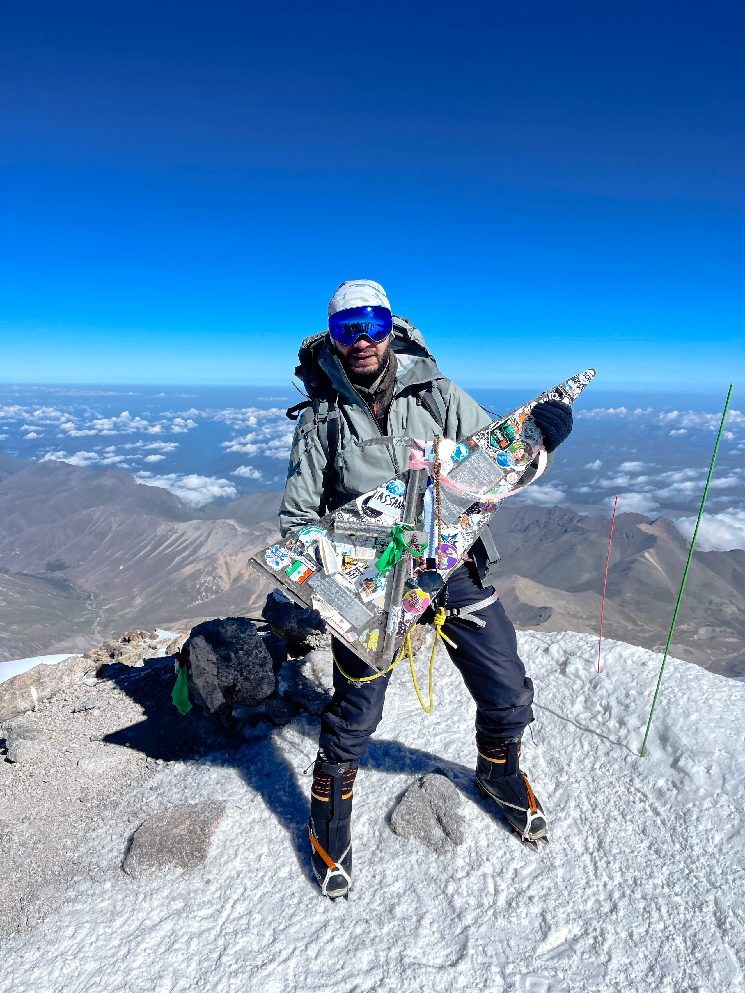 Восхождение на Эльбрус с юга. Уникальные экспедиции — LUCKY CLAN