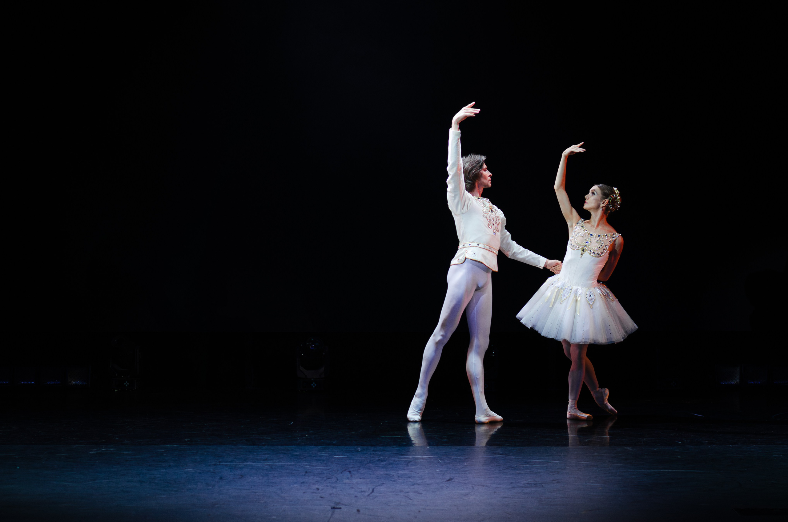 Гала-концерт Всероссийского фестиваля любительского балета Aurora PRIX — 2025. Портретный и репортажный фотограф в Санкт-Петербурге Варвара Жукова