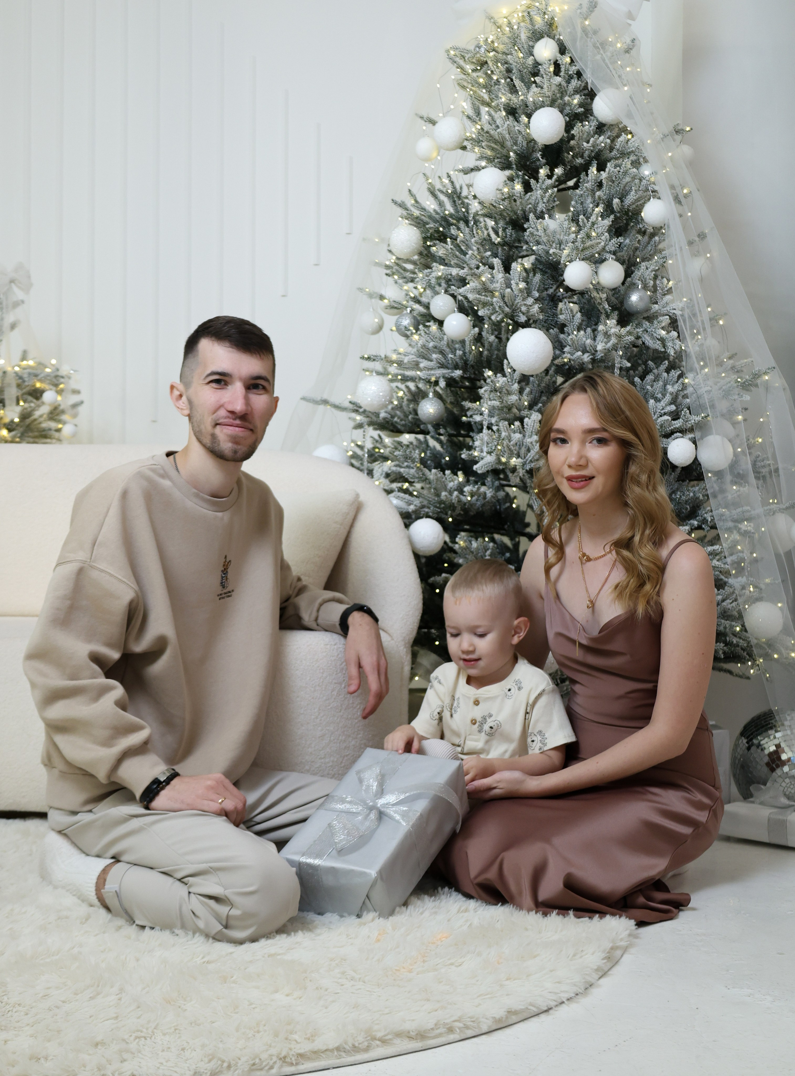 Семейная фотопроект Новогодний. Дина Айрат и Карим. Tatiana Shumskaya