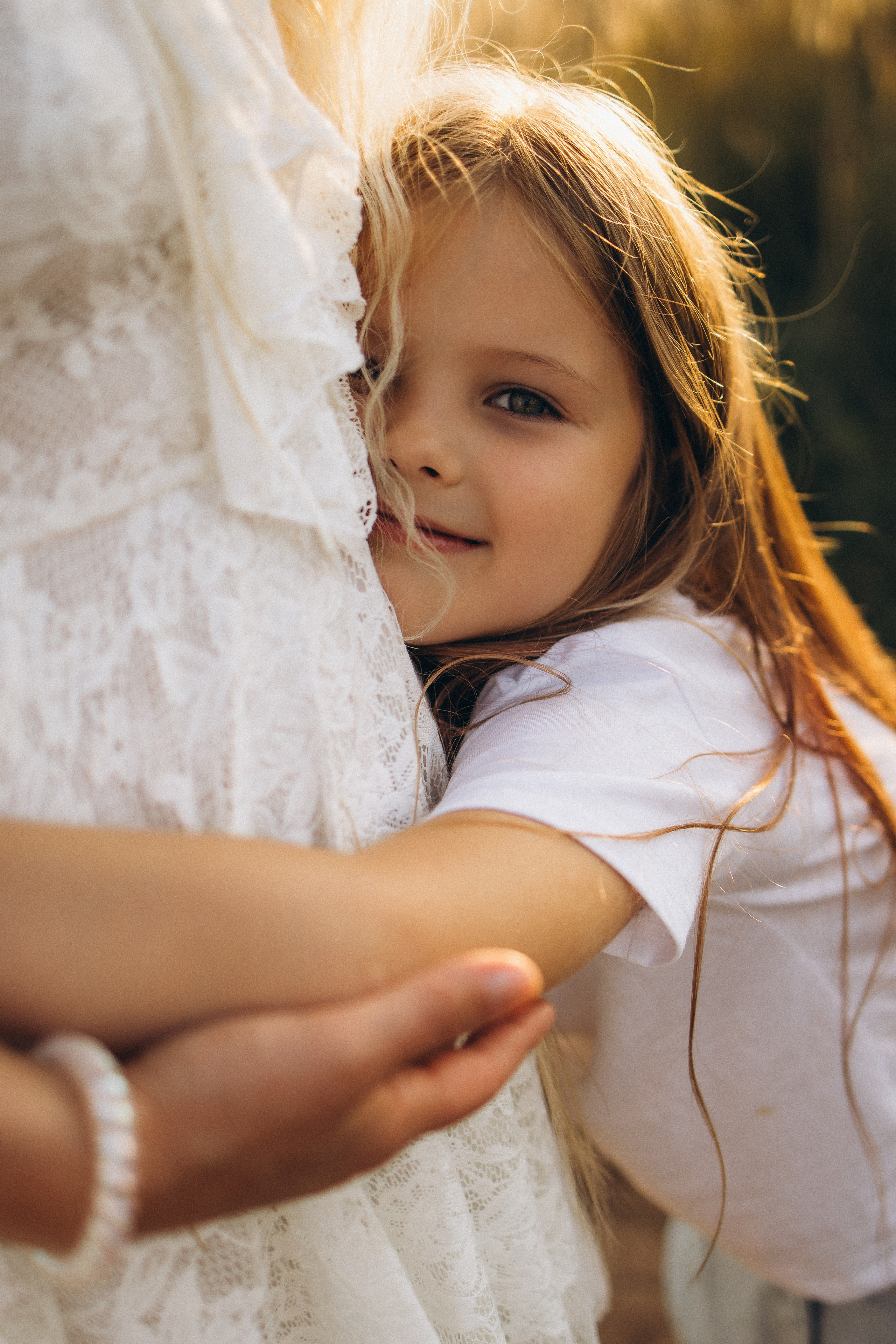 Семейная фотосессия, а природе в поле в Ижевске