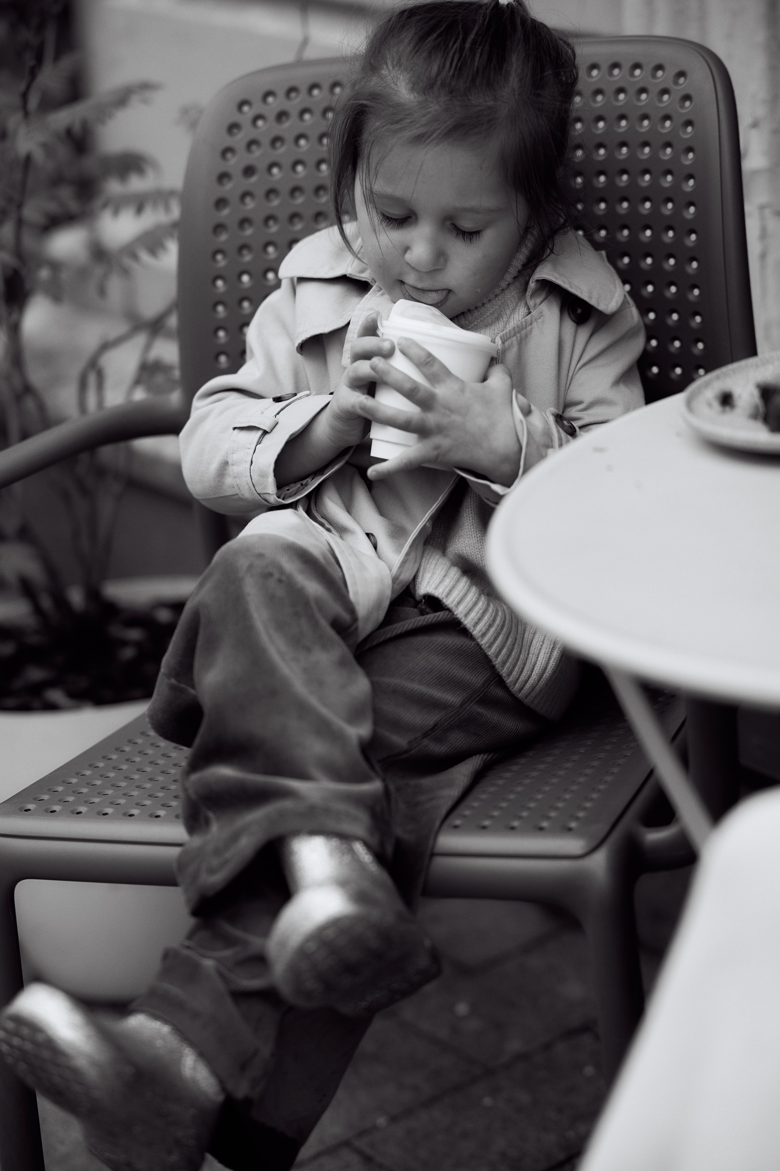 Рита и Кира. Прогулка по центру. Семейный и свадебный lifestyle-фотограф в Москве Мария Петрова