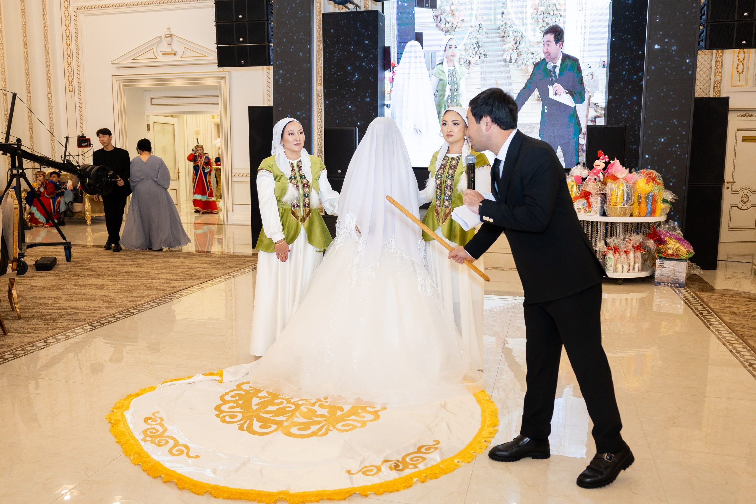 Свадебный банкет. Фото и видеосъемка в Алматы