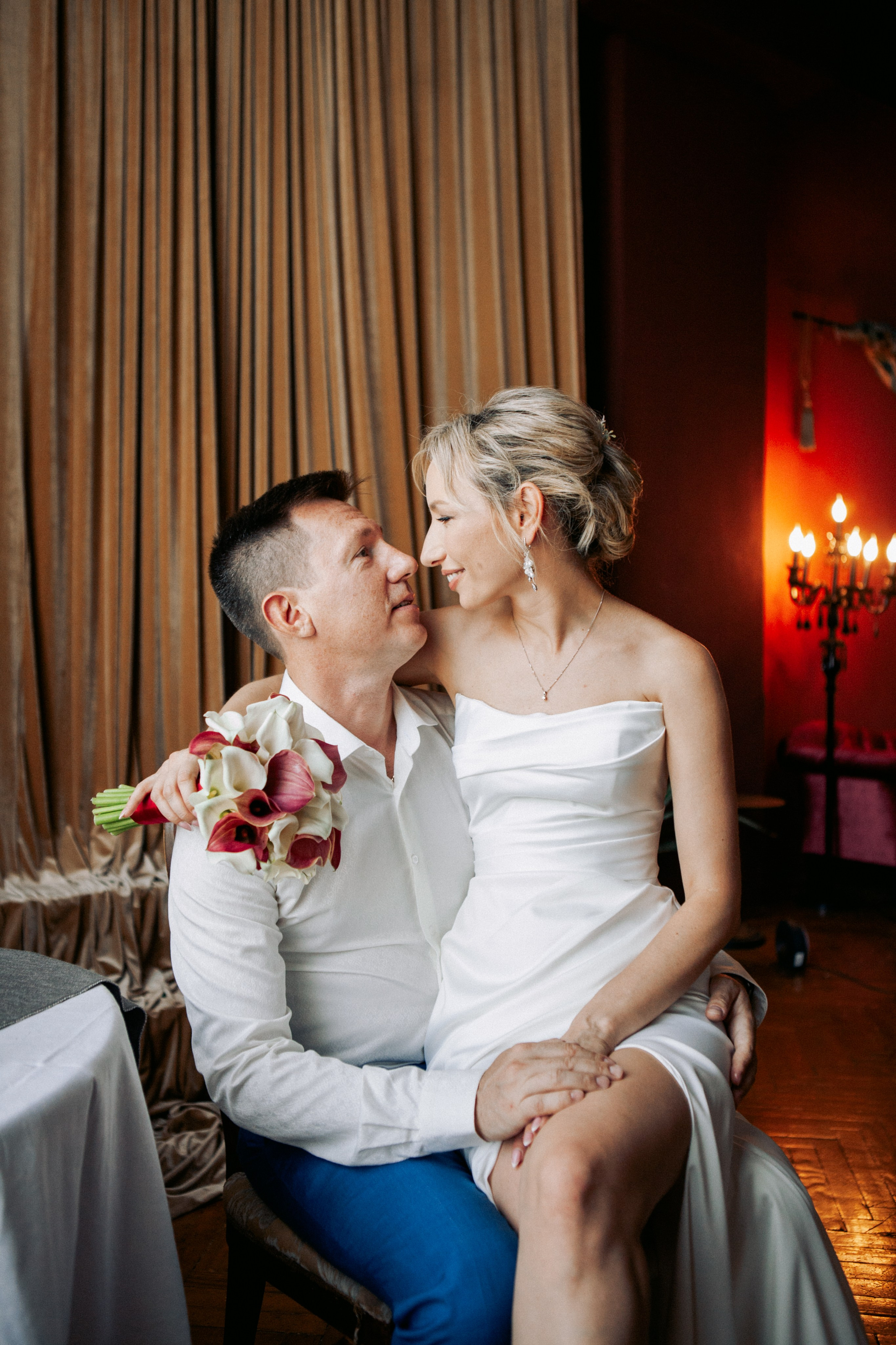 Утро невесты и фотосессия в гостинице radisson collection hotel moscow бывшая гостиница украина. Фотограф Ольга Ефремова