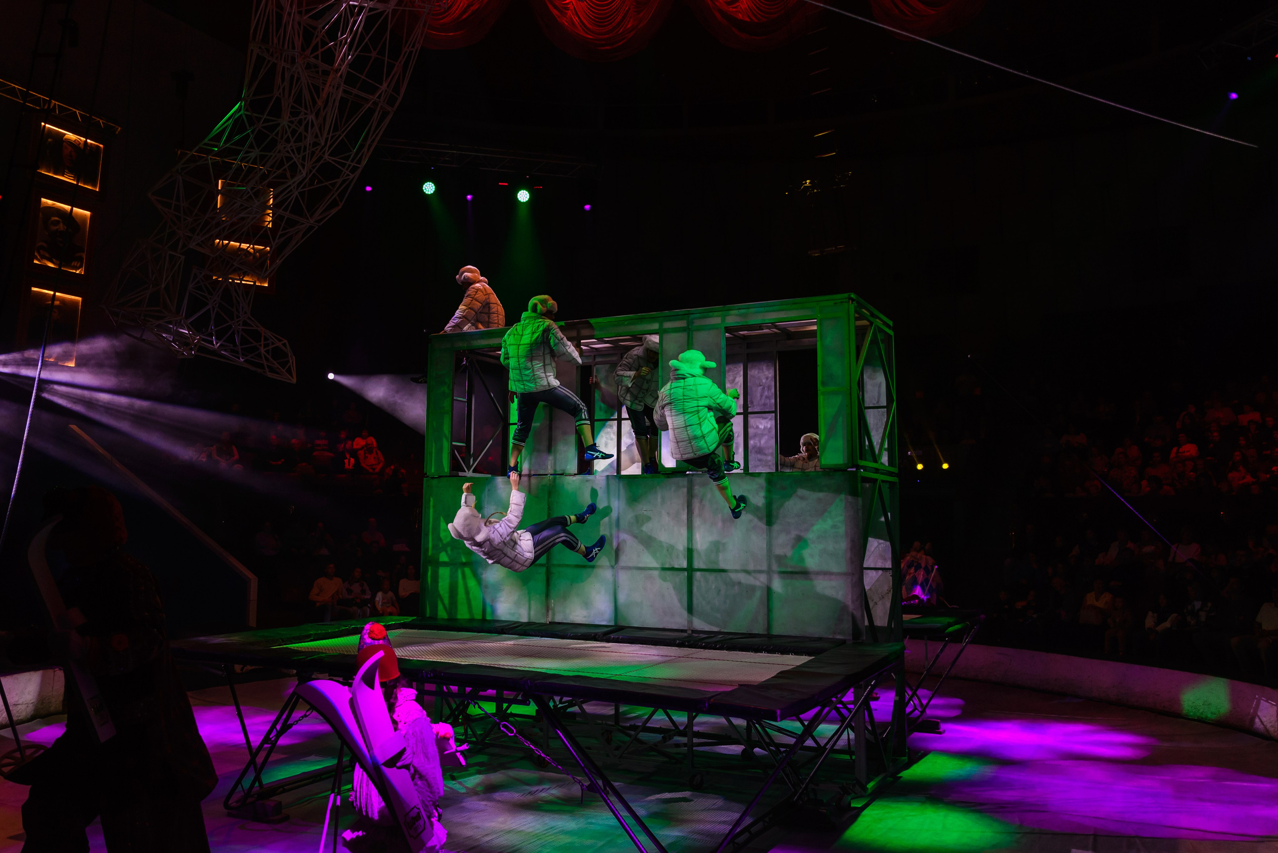 Пермский государственный цирк. Фотограф в Ханты-Мансийске Евгений Жуланов