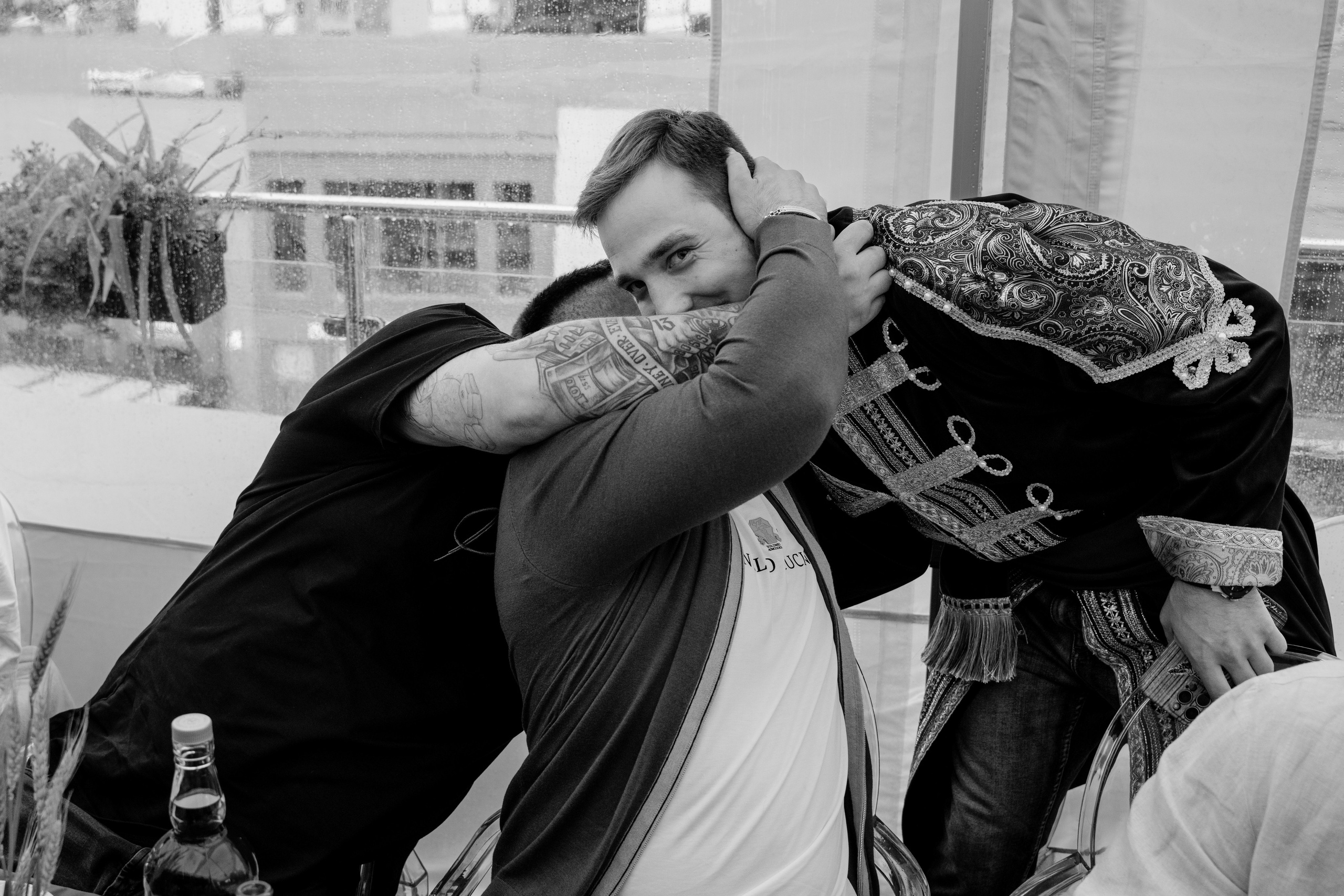 Репортажный фотограф на гендер пати в славянском стиле в Москве. Репортажный фотограф Москва Сергей Дружинин