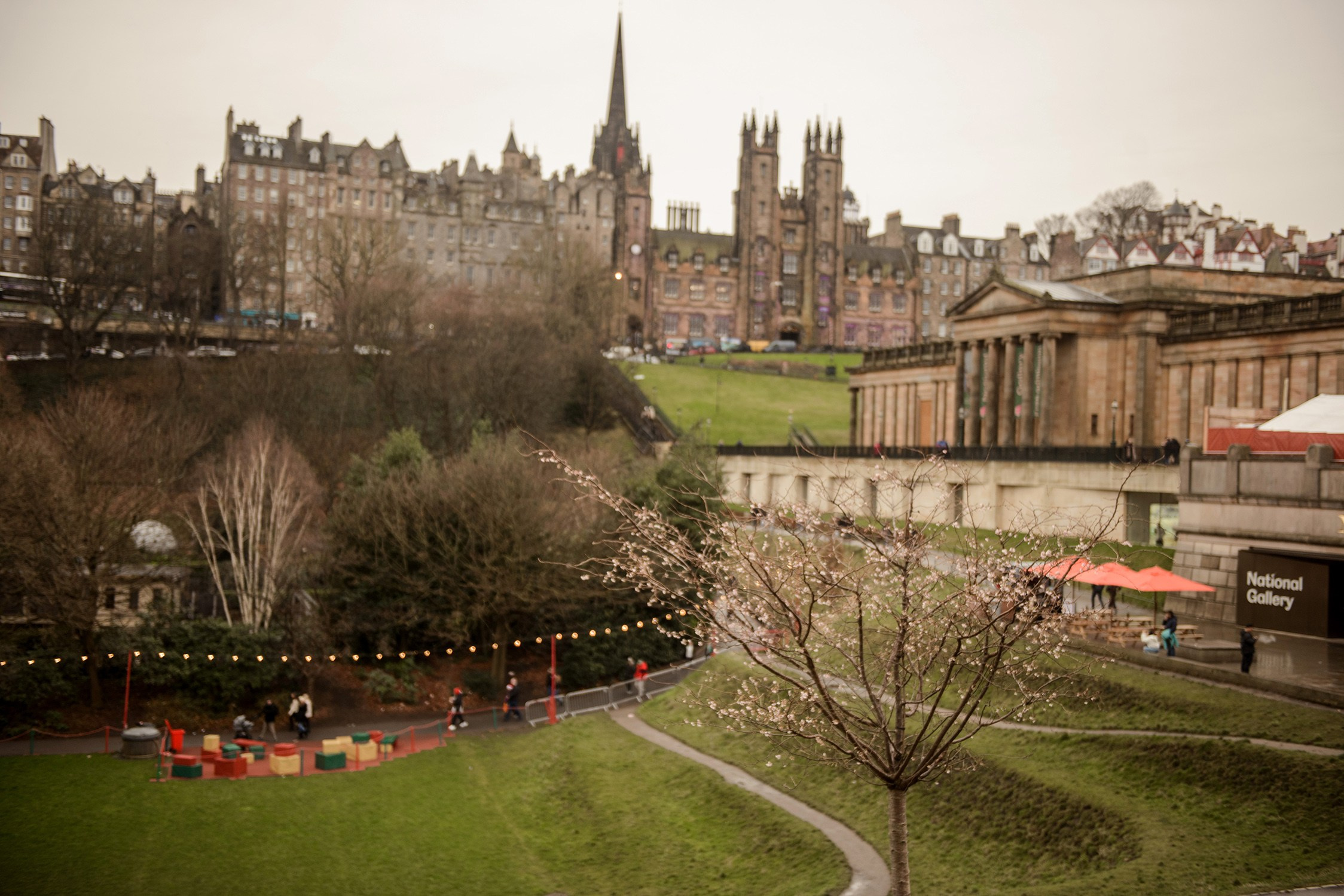 Photoshoot in Edinburgh City. Elena Carruthers family photographer in Scotland (Edinburgh, Glasgow)