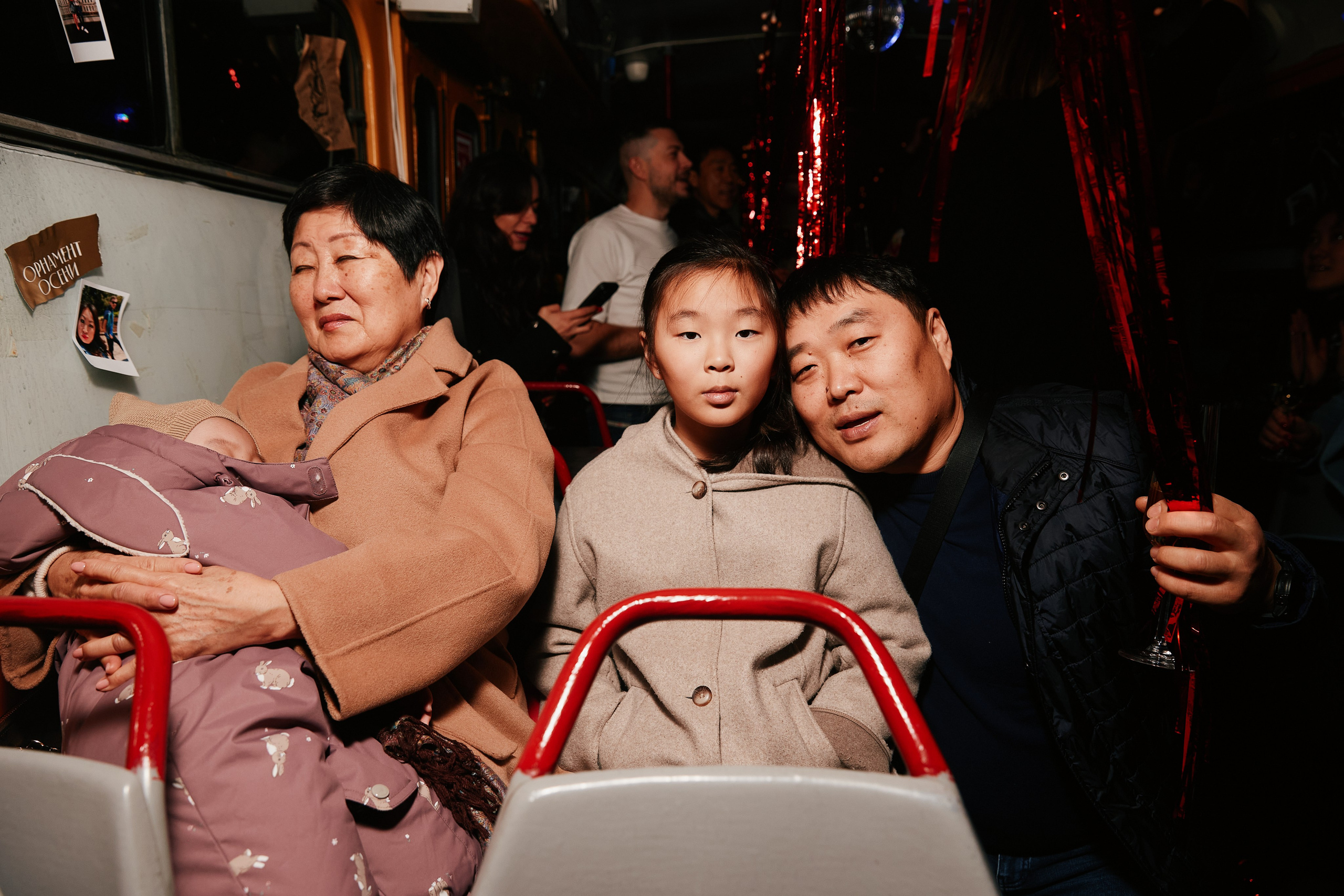 Tram 35 30.11. Свадебный репортажный фотограф краснодар максим дремов дрёмов фотосессия студия цена
