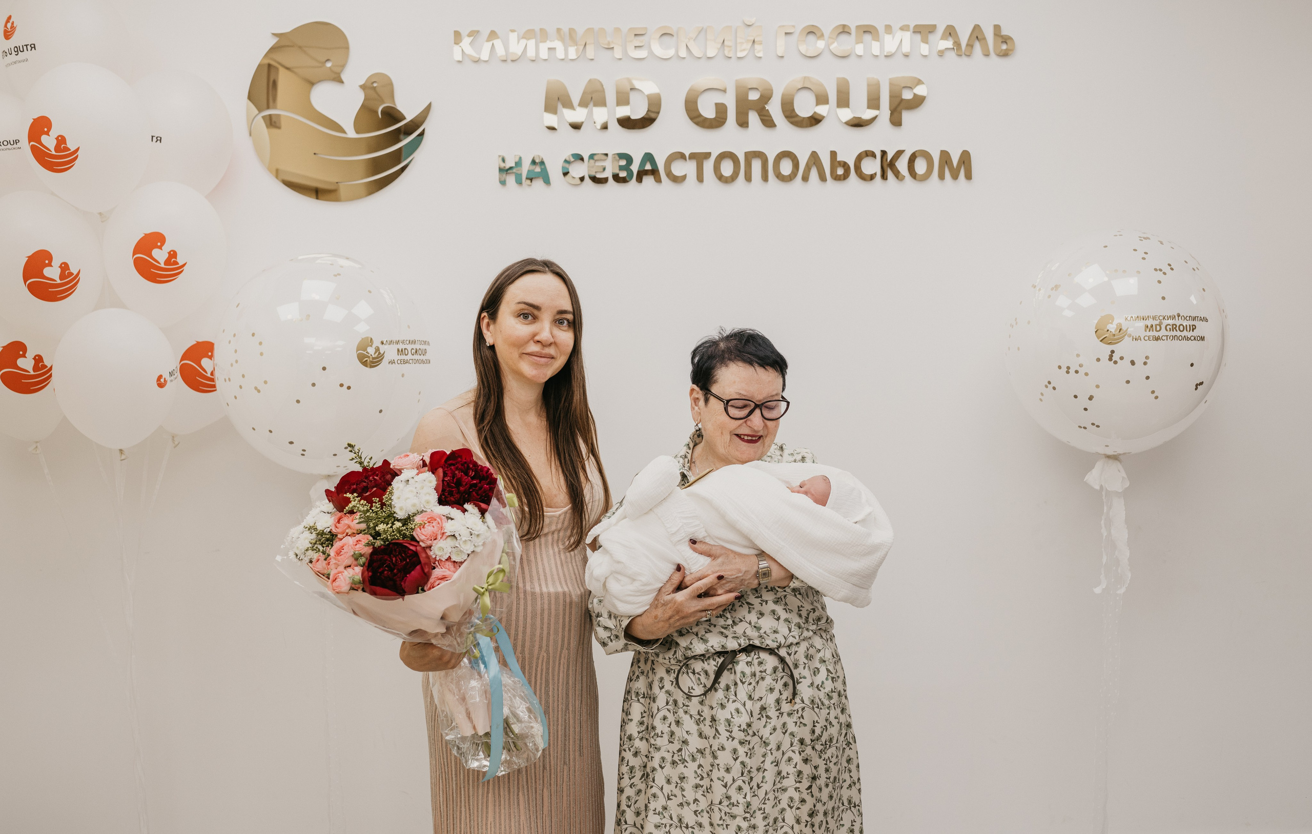Выписка Марка. Фотограф на выписку из роддома в Москве и МО