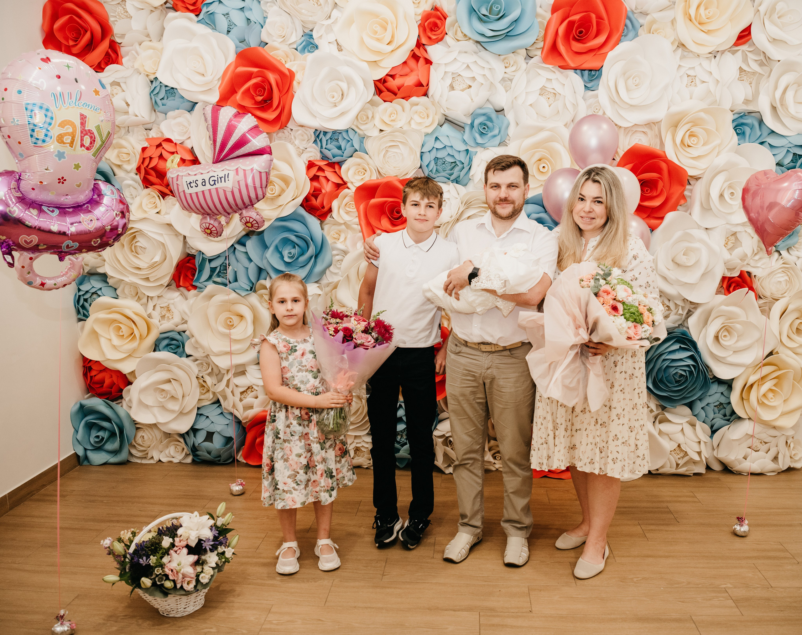 Выписка Ксении. Коммунарка. Фотограф на выписку из роддома в Москве и МО