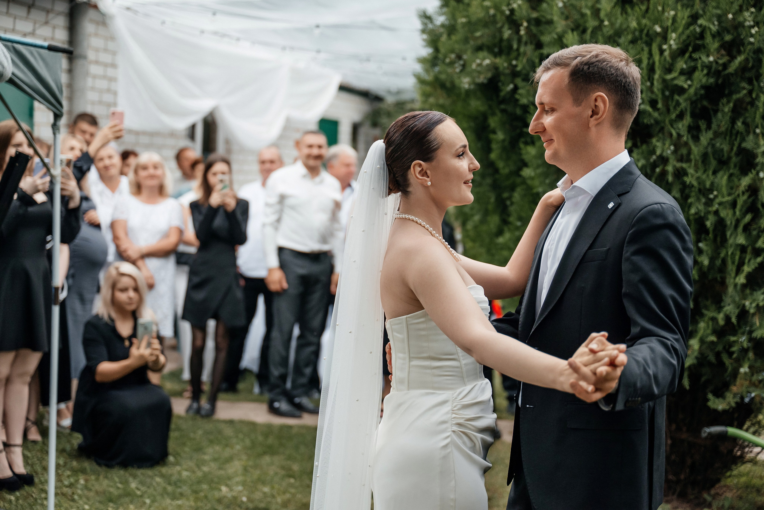 «Свадьба Даши и Артема». Школьный фотограф в Валуйках. Фотосессии для выпускников и изготовление выпускных альбомов в городе Валуйки и в Белгородской области