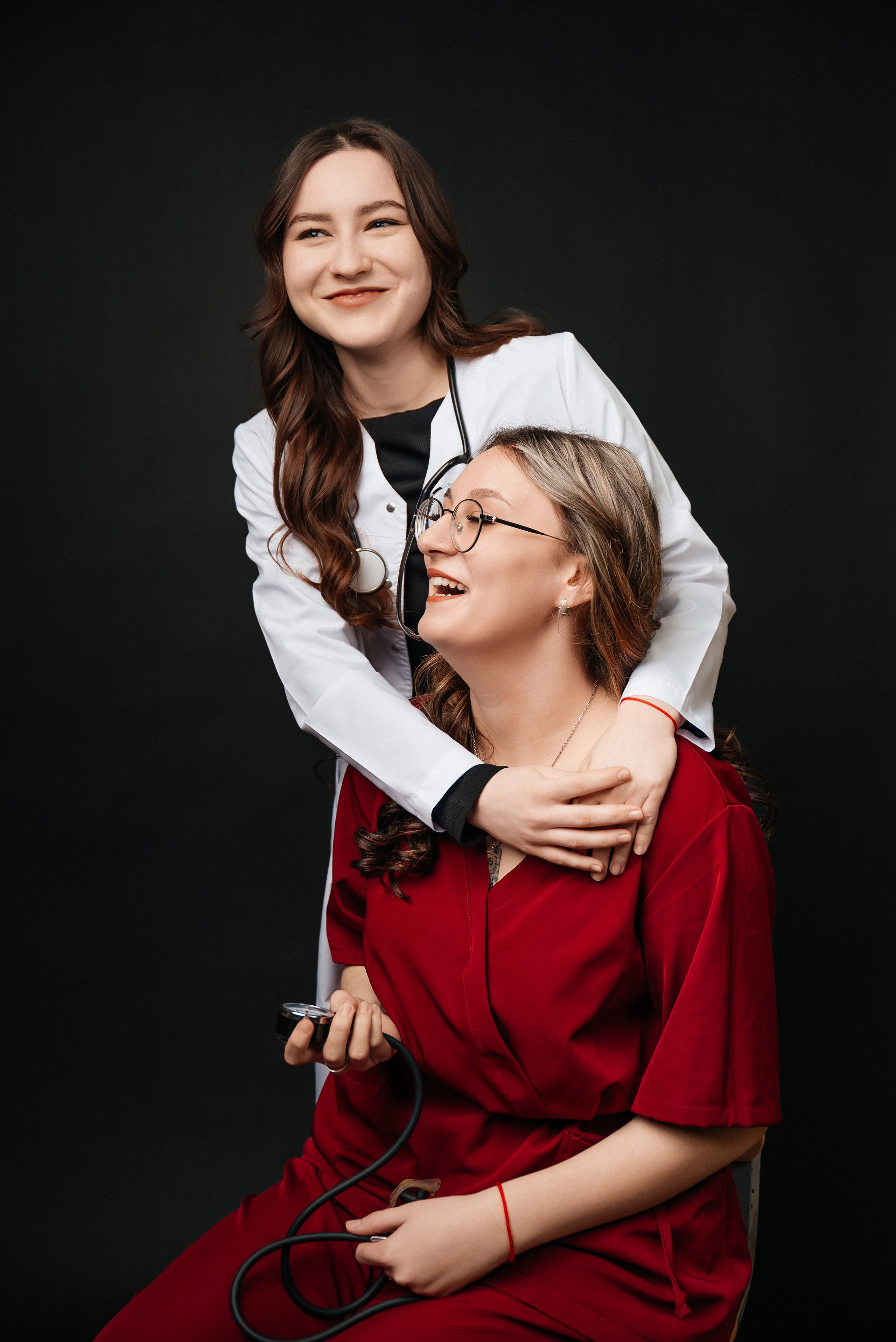 Nurses 2026. Школьный фотограф в Валуйках. Фотосессии для выпускников и изготовление выпускных альбомов в городе Валуйки и в Белгородской области