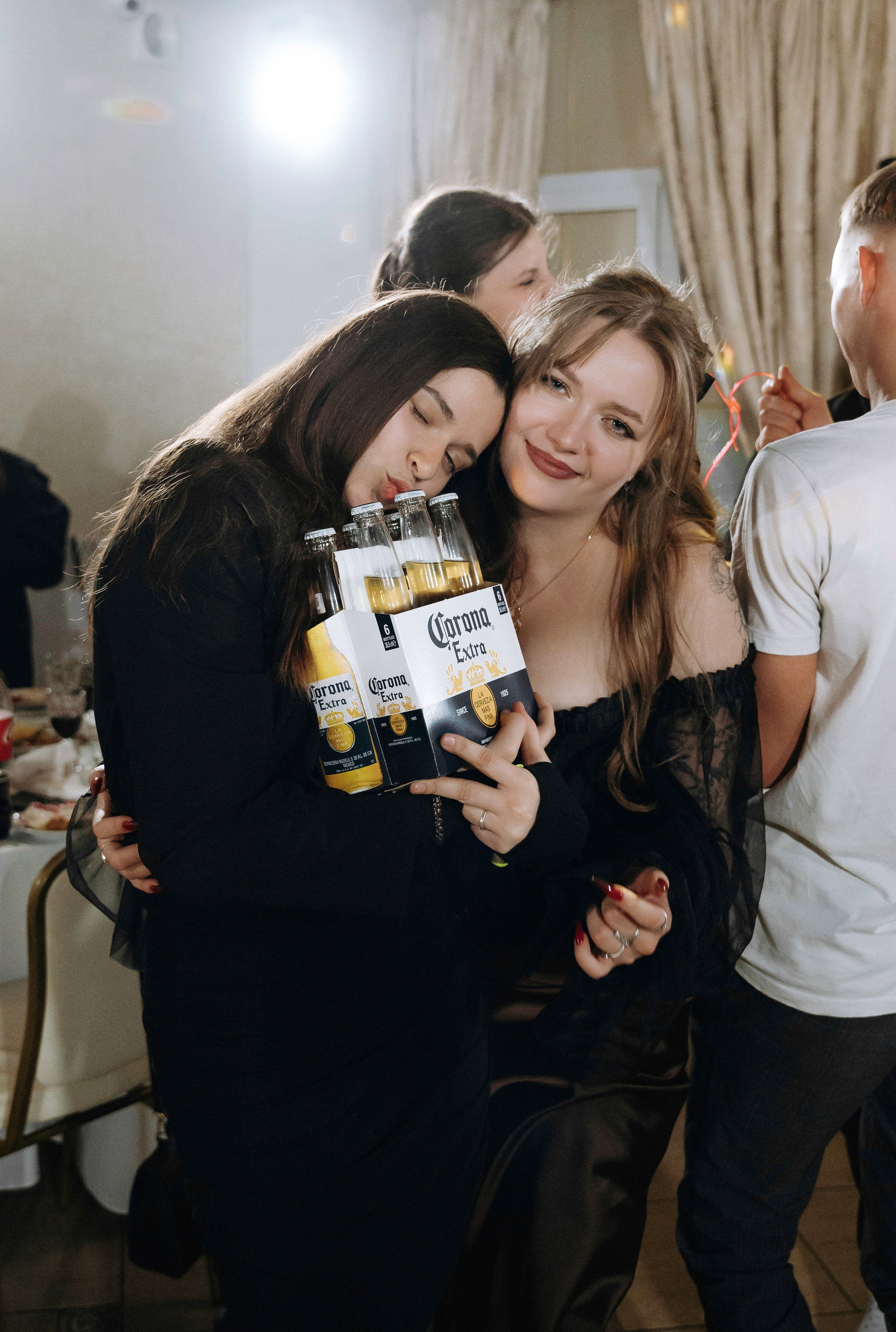 Живи, пока живется, пока бушует кровь. Свадебный фотограф в Минске Вадим Бурчик