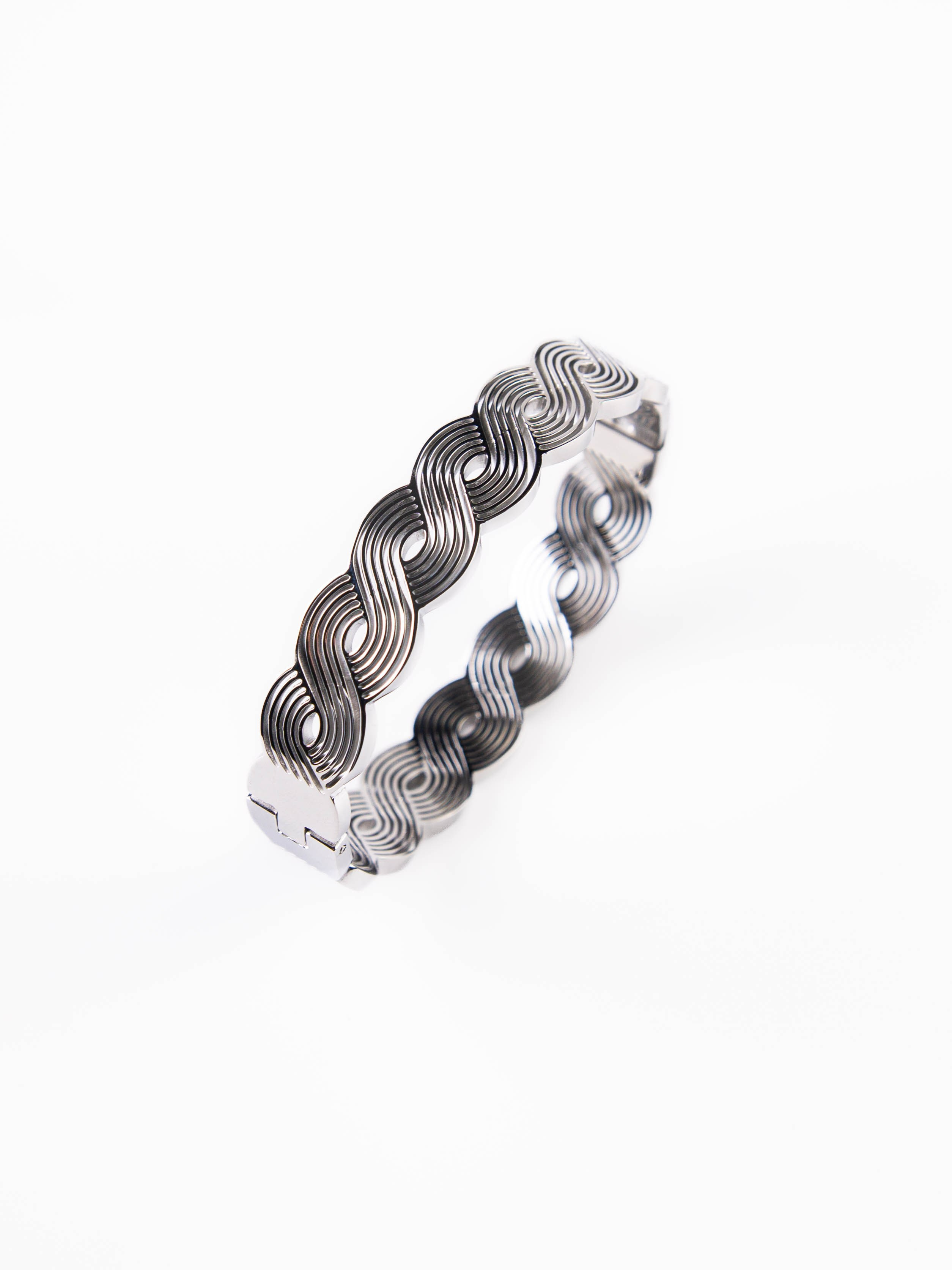 Бижутерия — браслеты. «Матрица»