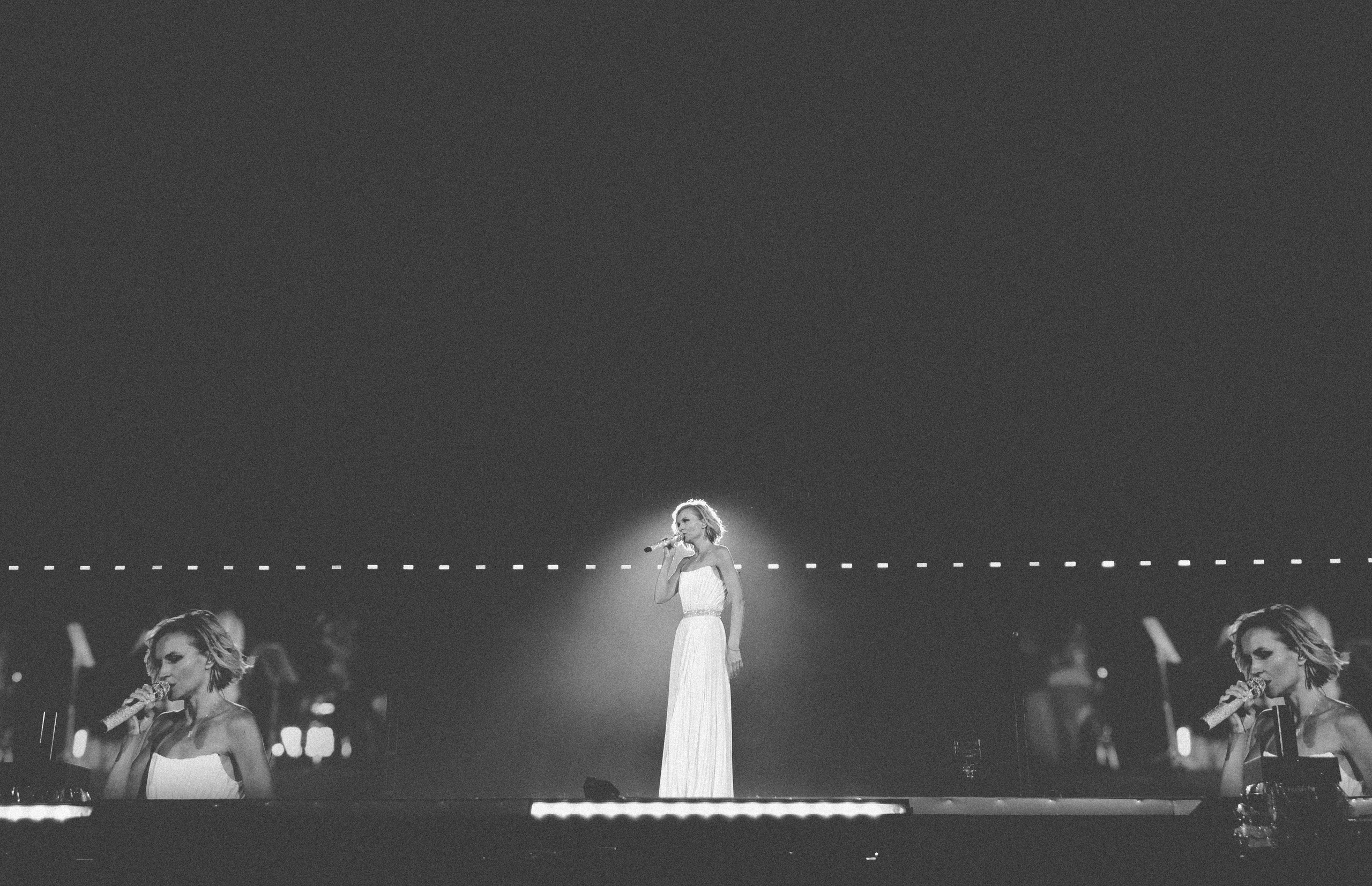 ПОЛИНА ГАГАРИНА В СК ЛУЖНИКАХ 29.06.24. Концертный и репортажный фотограф в Москве и Санкт-Петербурге Мария