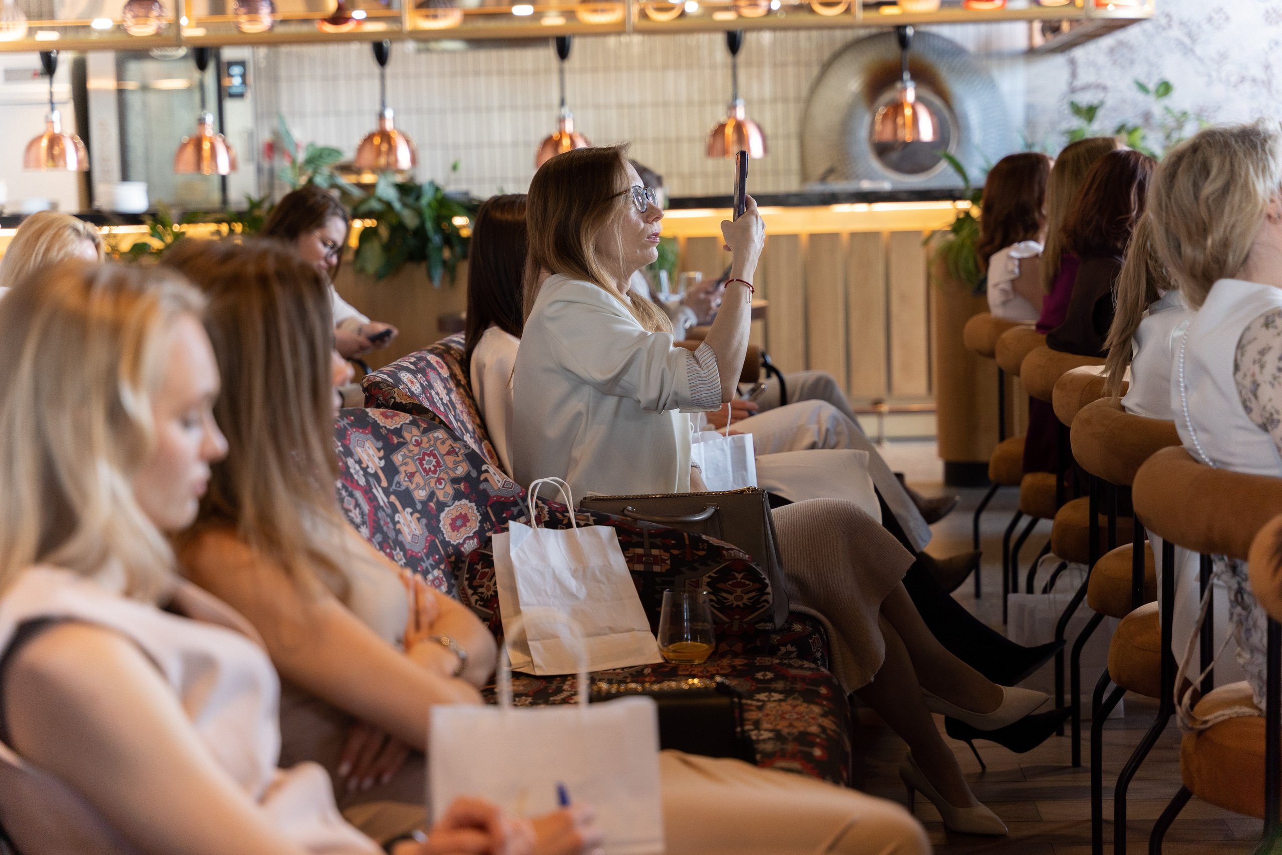 TINAoTEAM: конференция V. Портретный и репортажный фотограф в Москве Разуменко Роман