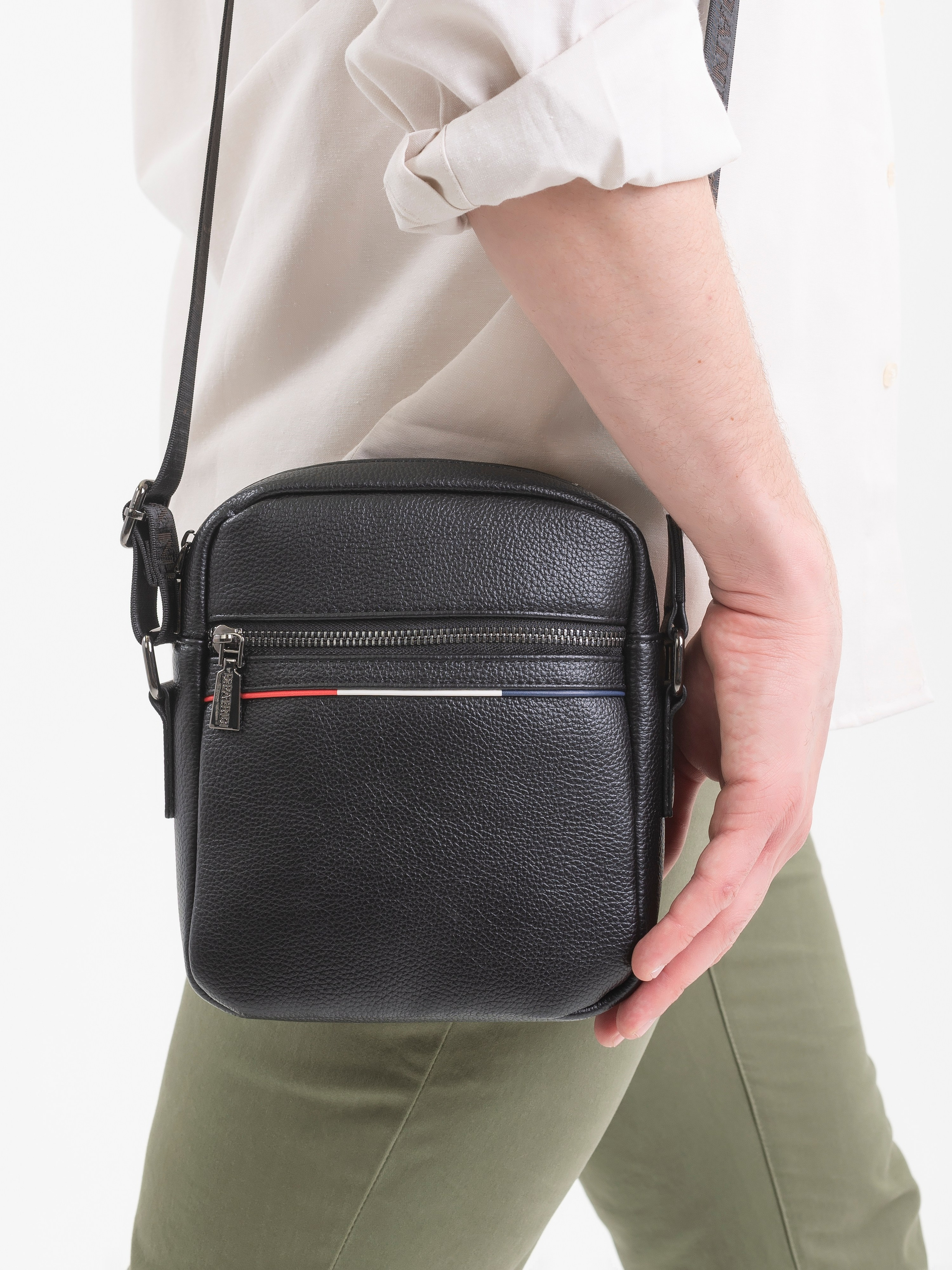 КАТАЛОГ СУМОК KARI. Фотограф