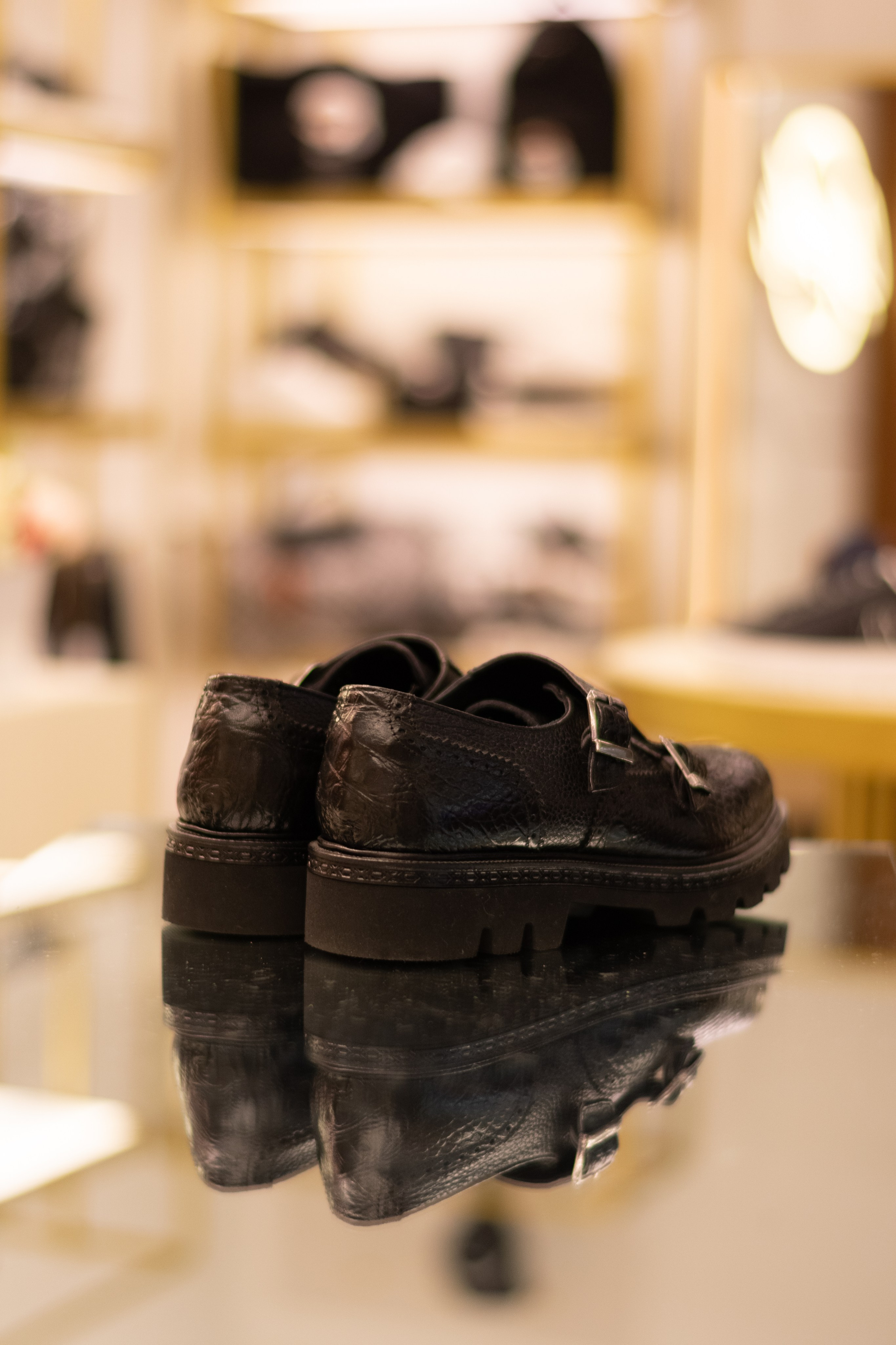 Для организаций. Предметная фотосессия для обувного магазина Capsula. Фотограф/видеограф Богдан Голованов