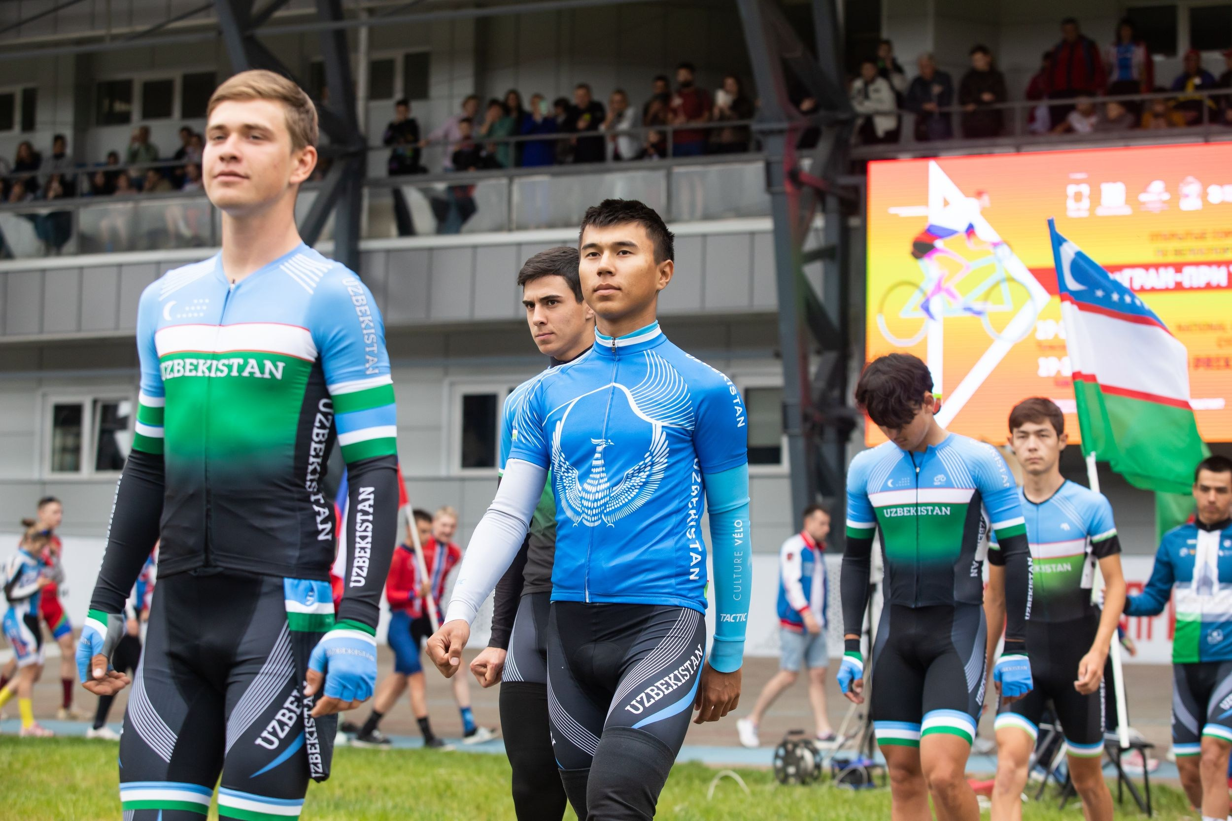 Соревнования по велоспорту «Большой приз Тулы» (19 мая 2023). Репортажный фотограф Алексей Пирязев