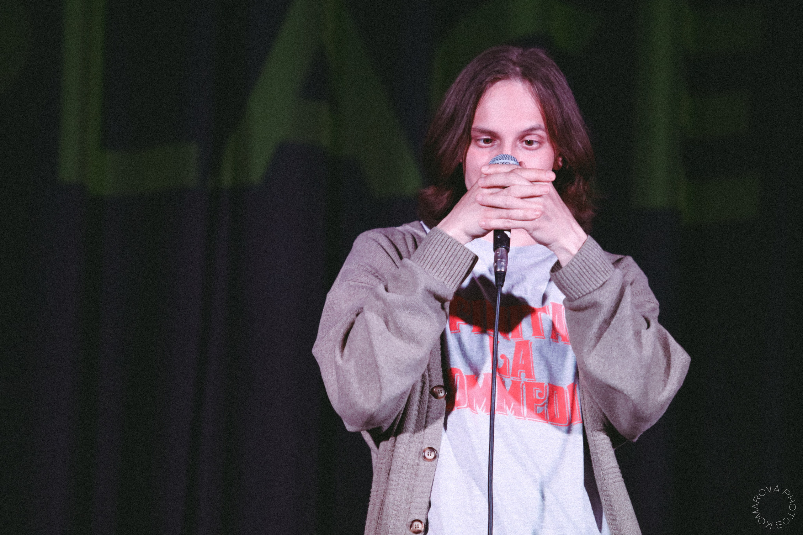 Stand up. Продавцы футболок