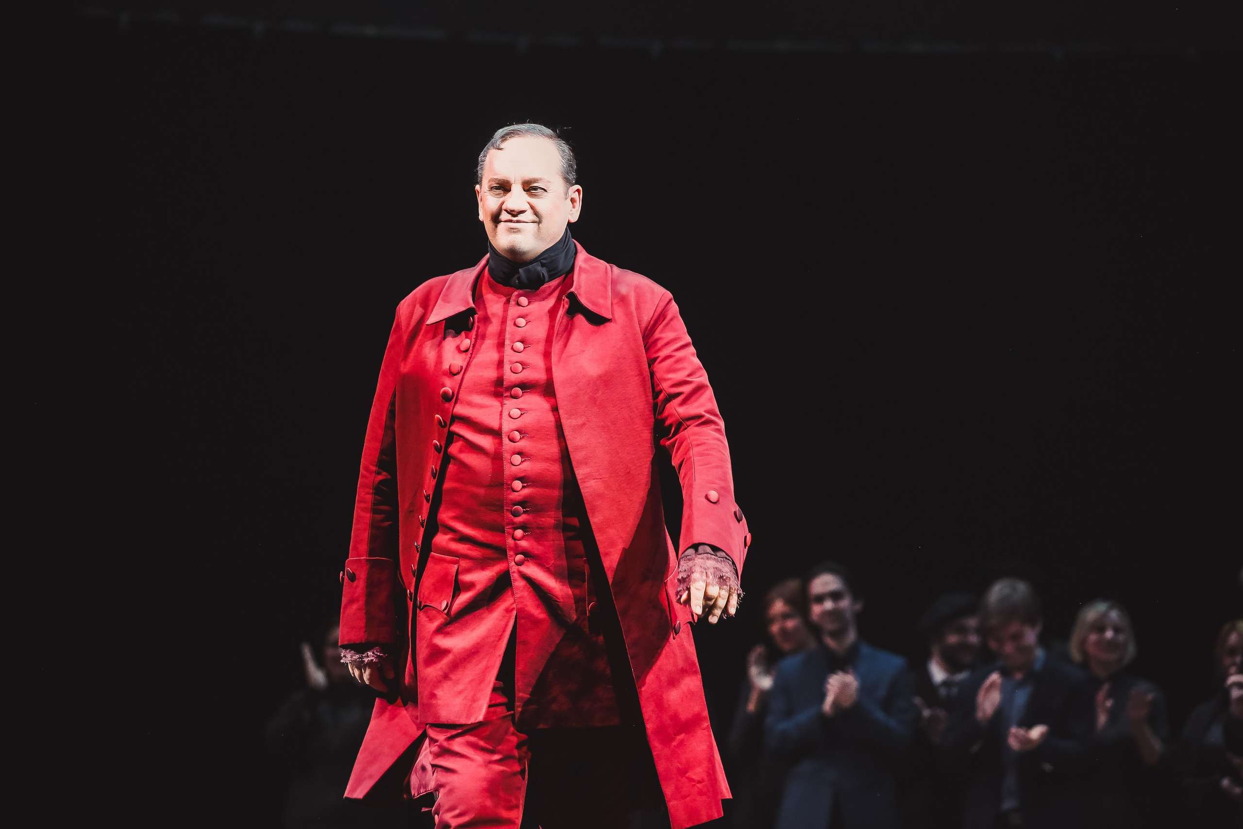 «Влюбленный дьявол» Александра Вустина в МАМТе. Дарья Письменюк / Darya Leitstern — фотограф, музыкант, журналист, путешественник