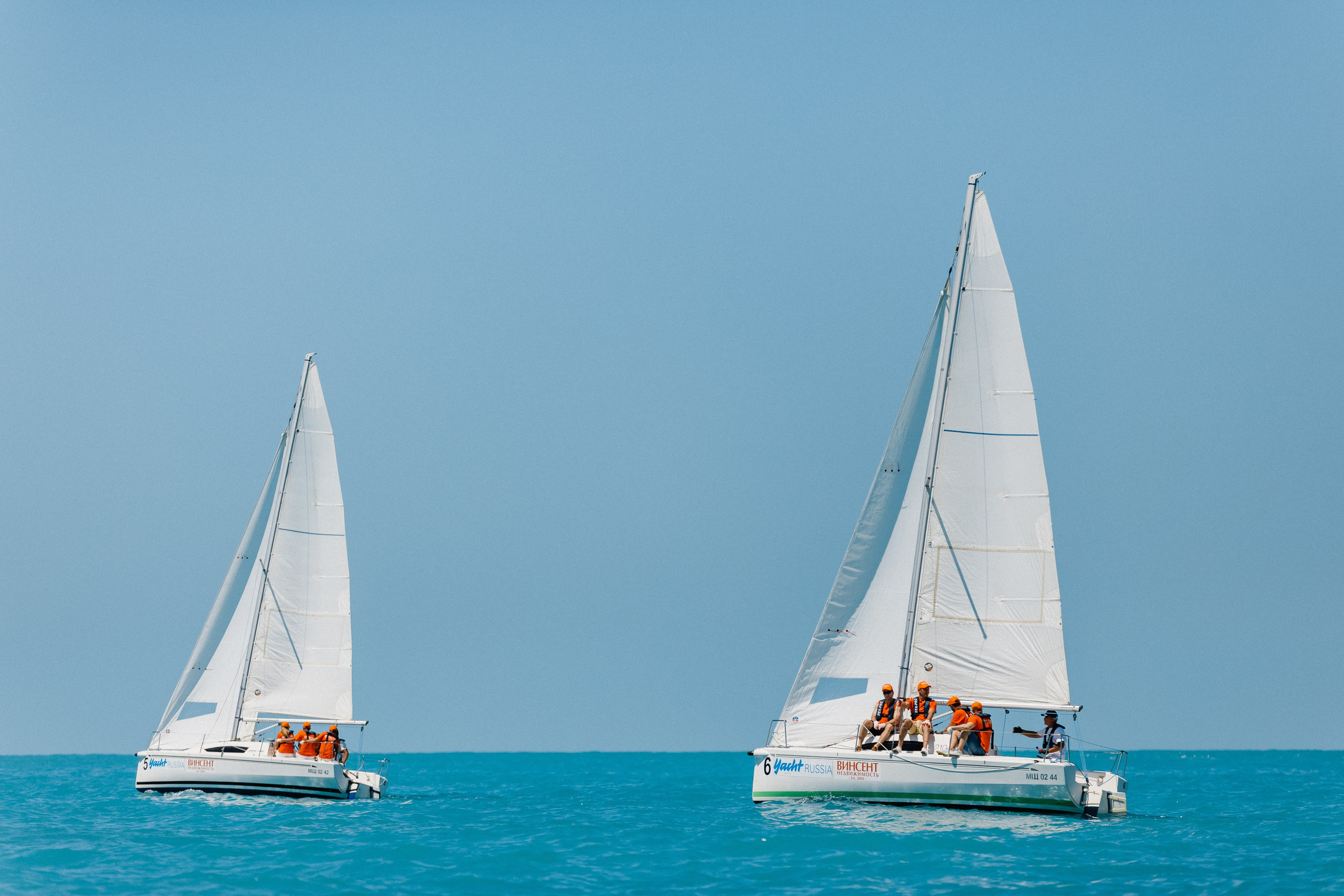 Корпоратив компании Винсент. Парусная регат. (Россия. Сочи 2022). Фотограф в Сочи, Репортажный фотограф Виктор Кочков-Филатов