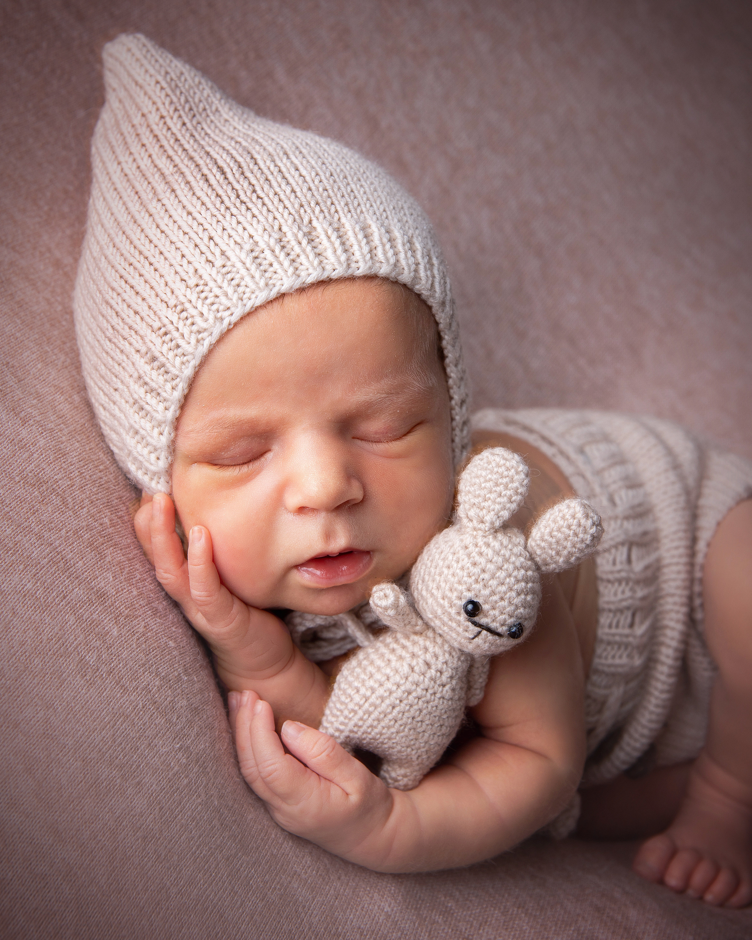 НОВОРОЖДЕННЫЕ до месяца. Мишугина Ольга Фотограф новорожденных, семейный и детский фотограф