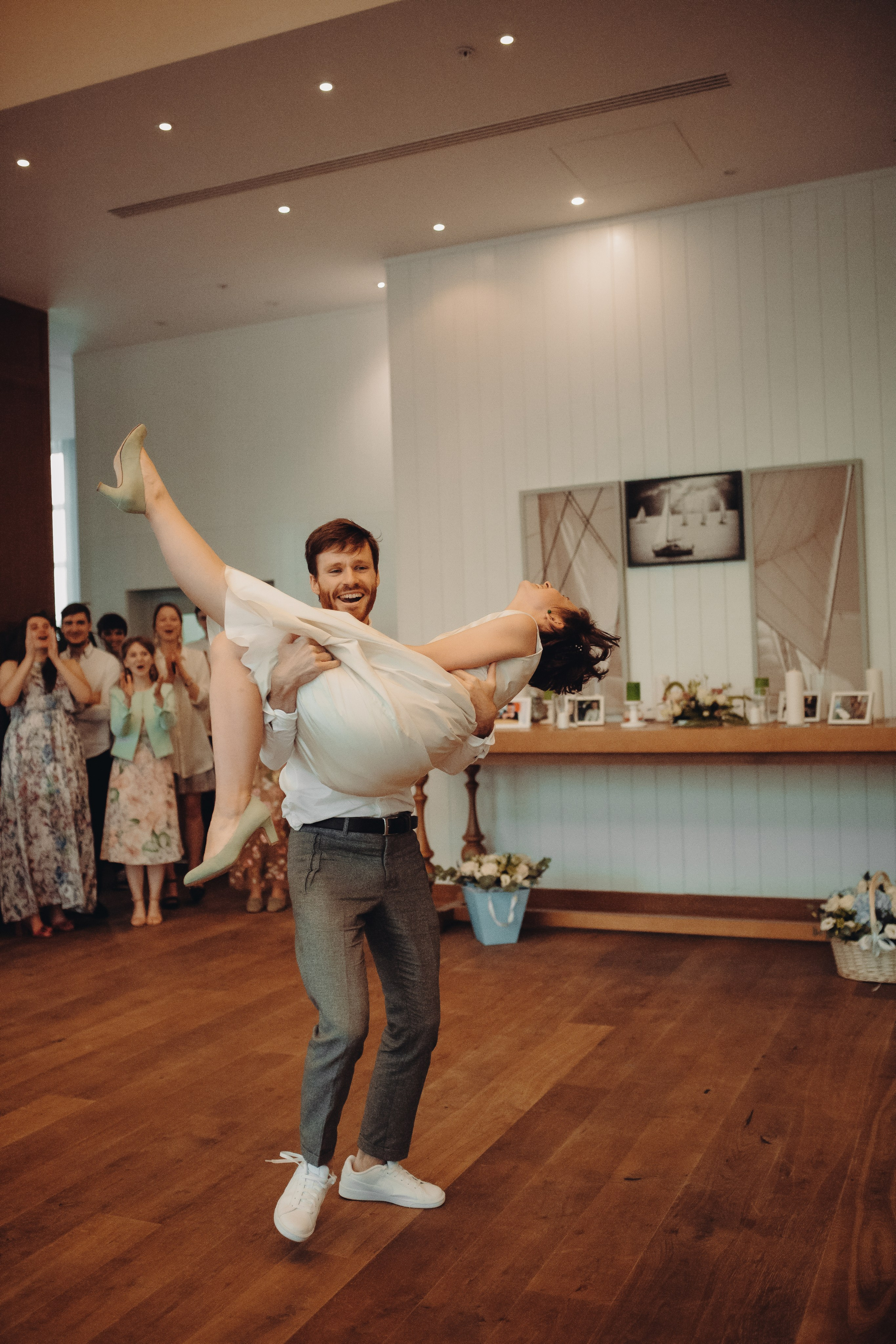 Надя и Йонас. Главная