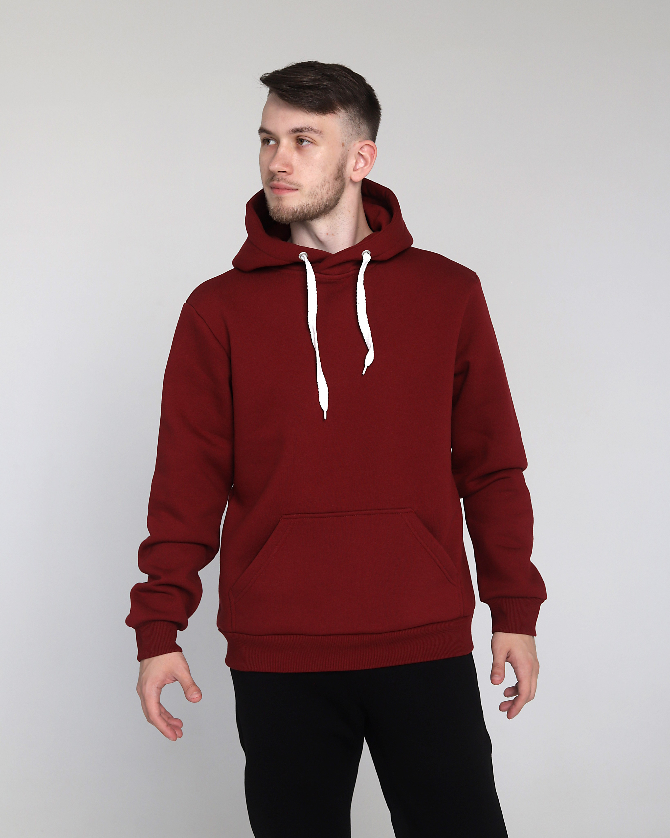 Илья, 179 см, 46-48 р-р. KED Production — продакшн из СПб. Создаём фото, видео и контент, который помогает брендам и селлерам продавать больше