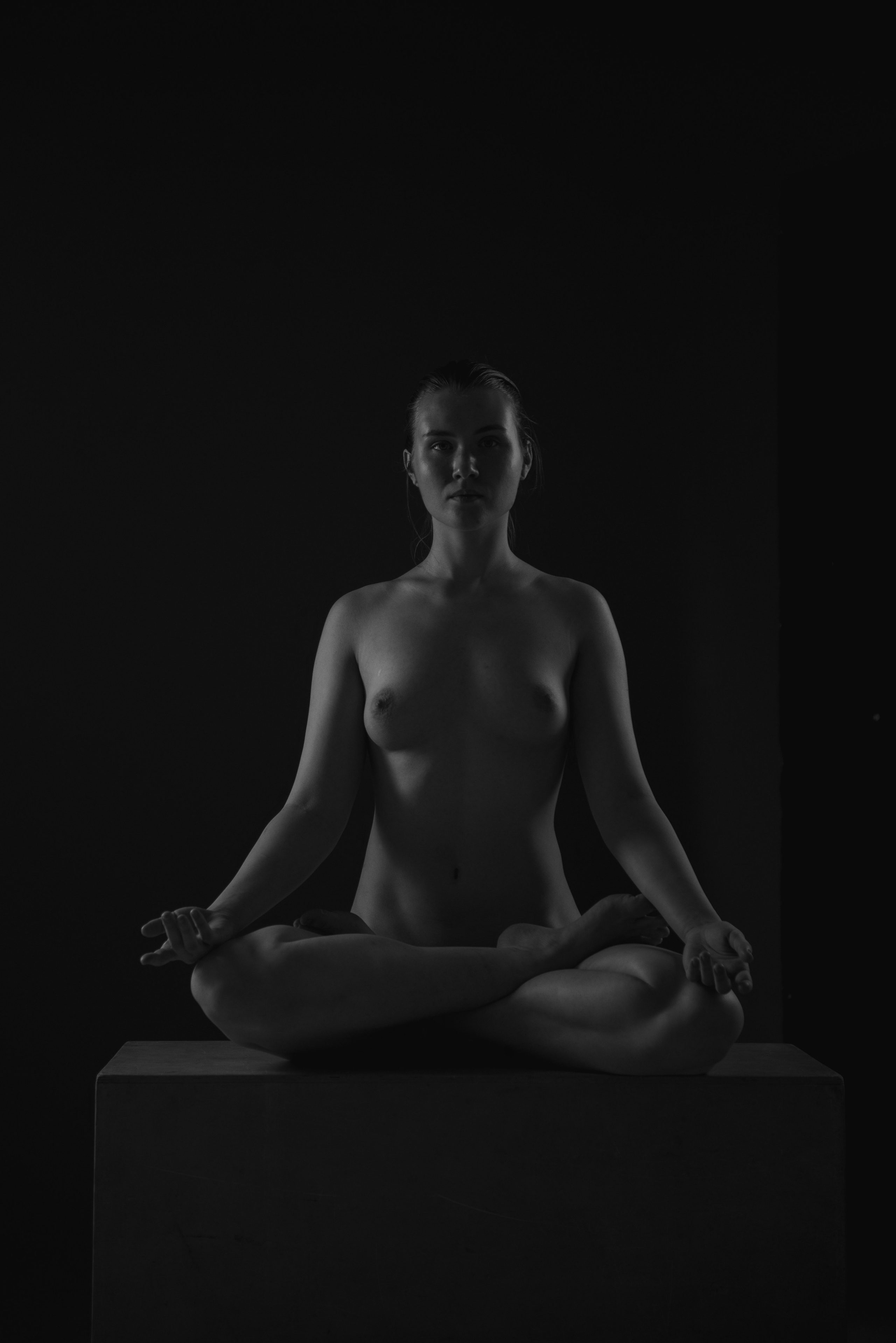 Катерина/ню/18+. Портретный и архитектурный фотограф в Москве и Санкт-Петербурге