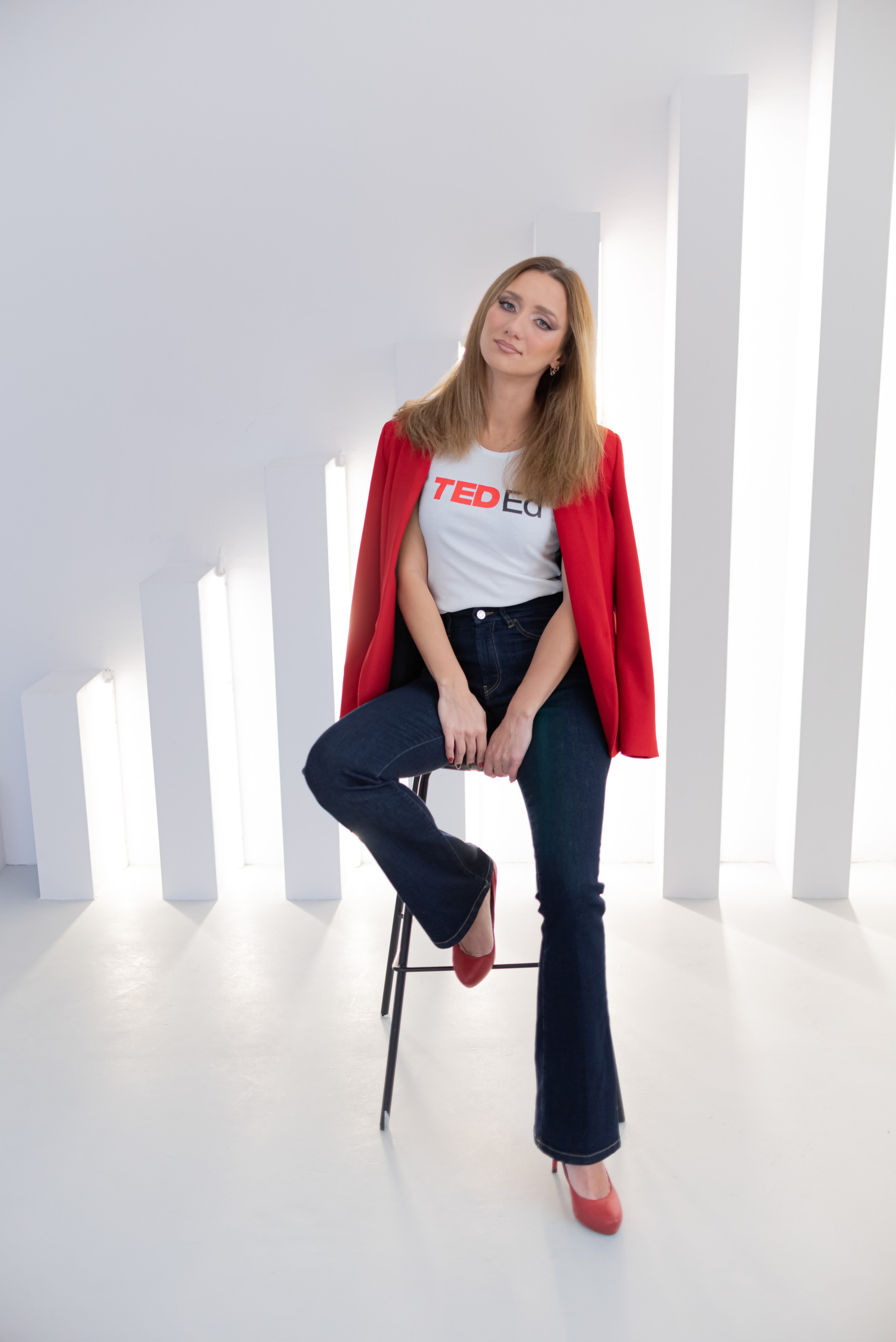 Фотосъемка контента для Яны — преподавателя английского языка. Свадебный и семейный фотограф Екатерина Пушан. Москва, Балашиха, Железнодорожный, Солнечногорск