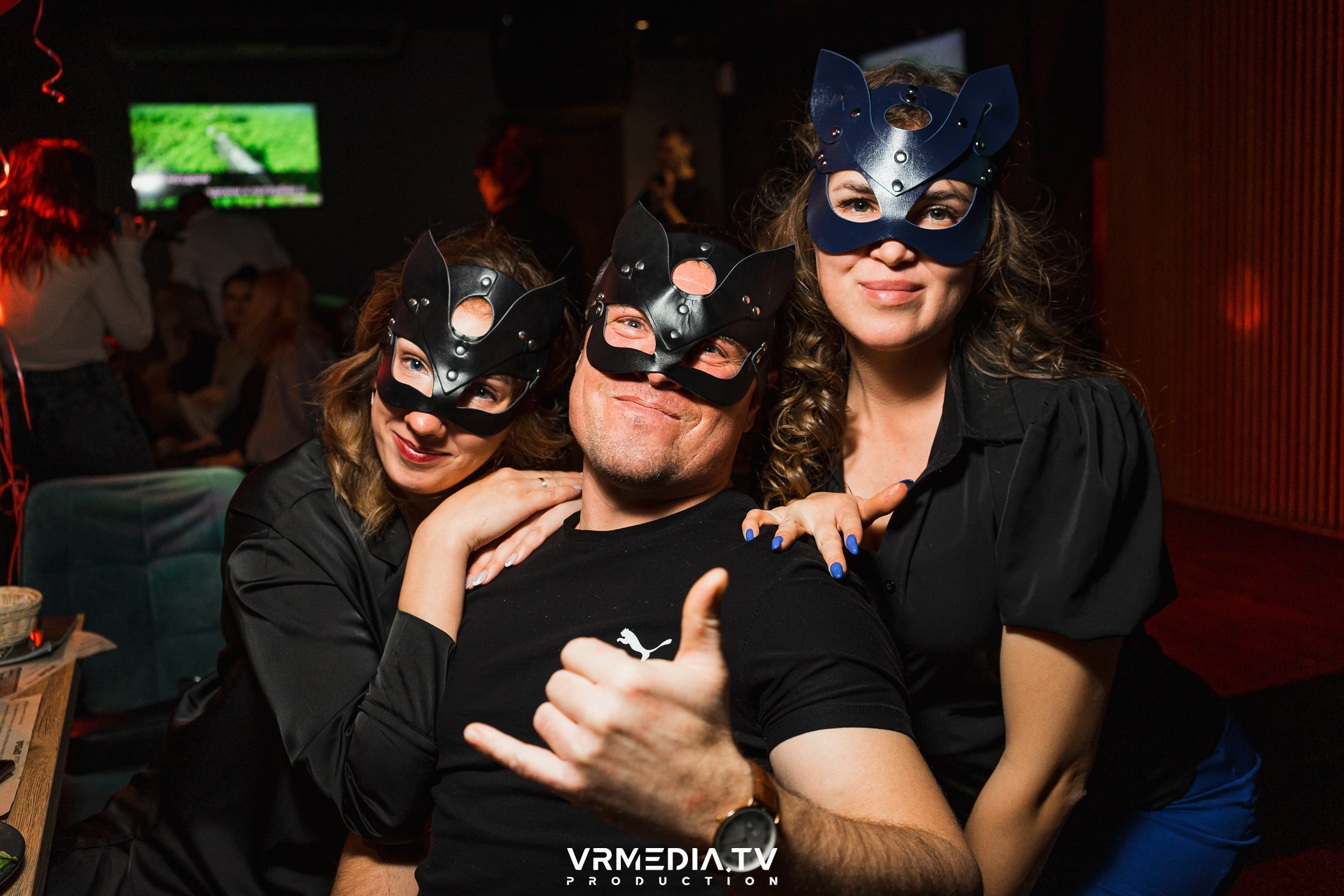 Halloween ARACHNOPHOBIA в баре «Друзья»