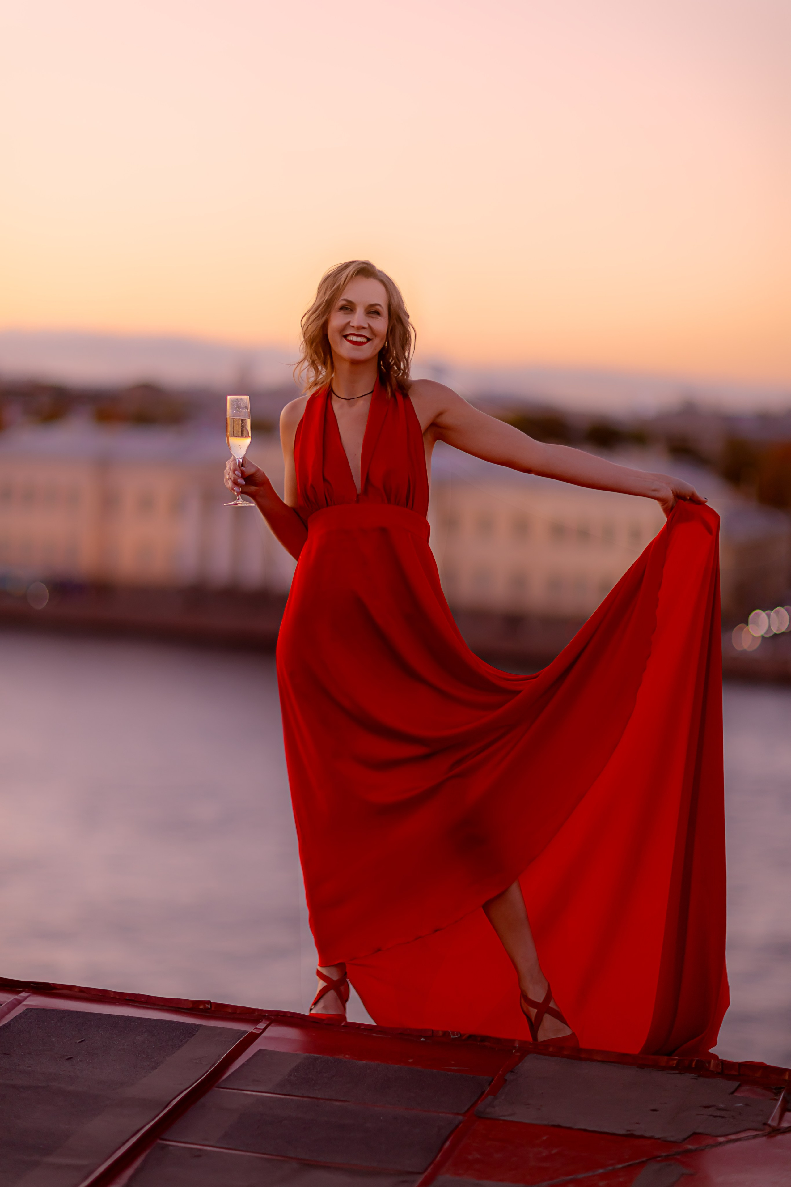 Женская съемка на крыше в закате. Фотограф в Санкт-Петербурге Анастасия Полякова