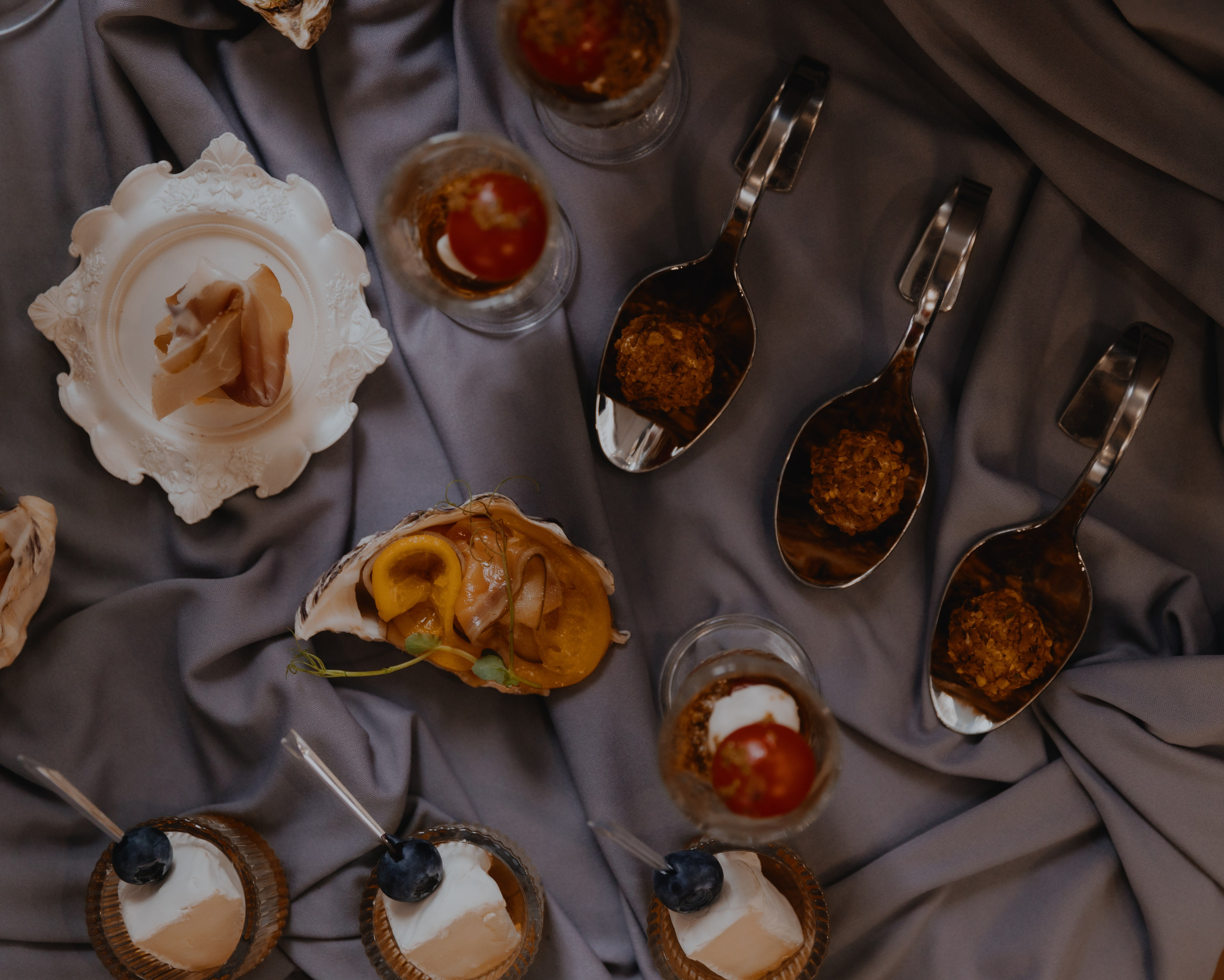 Открытие свадебного салона VISHA. Свадебные фотографы в Гомеле и Минске Сергей и Анастасия Фещенок