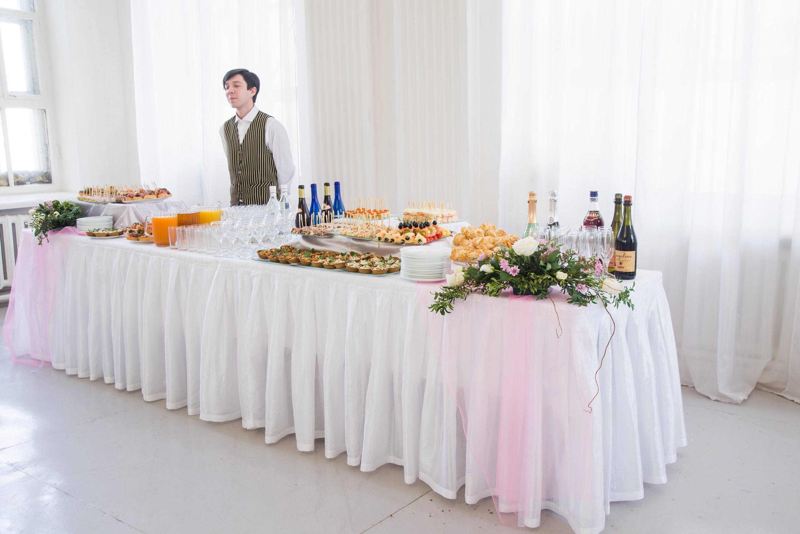 Зал «Белый» 256 м²