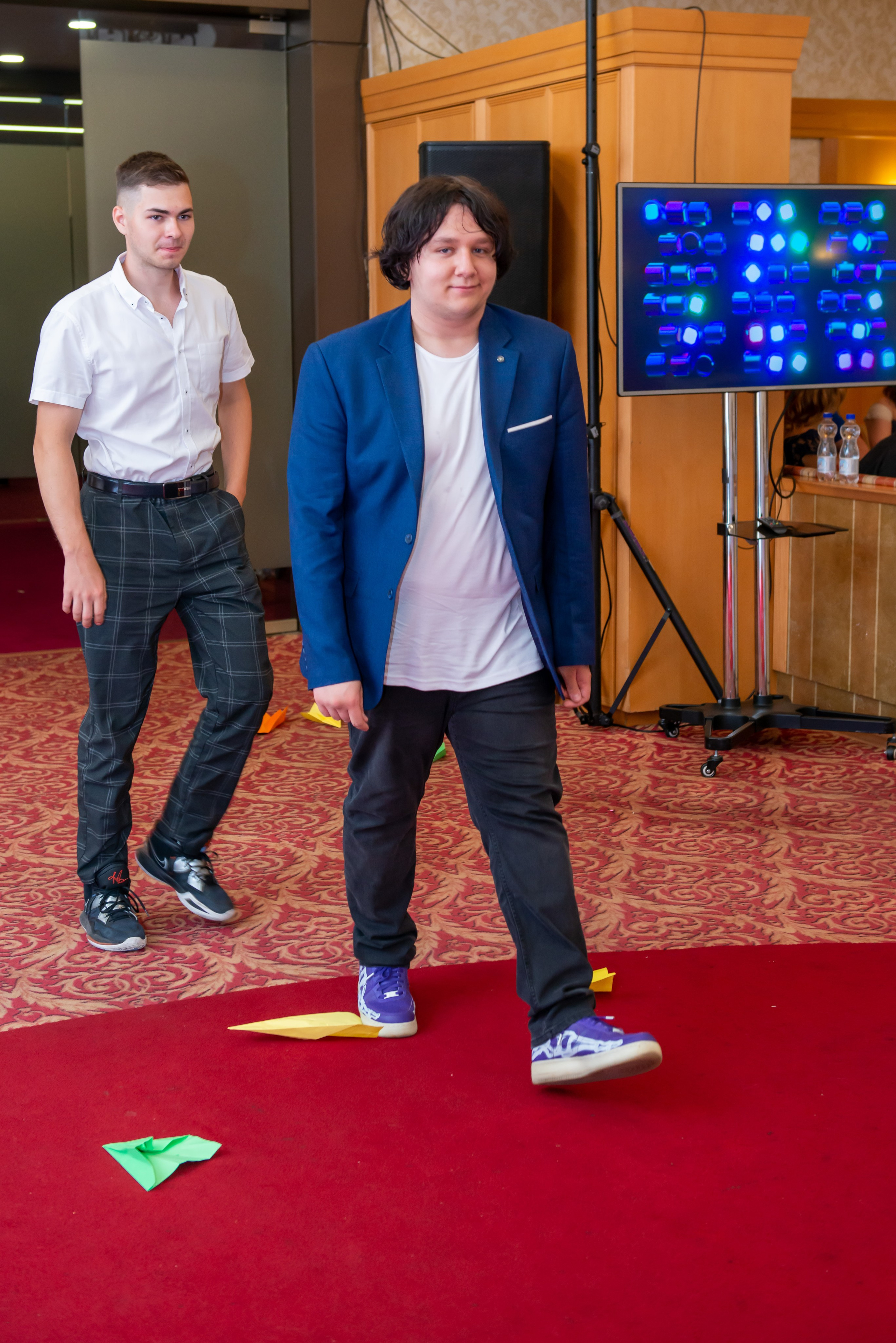 Выпускной вечер в гимназии № 37, ресторан La Ronde